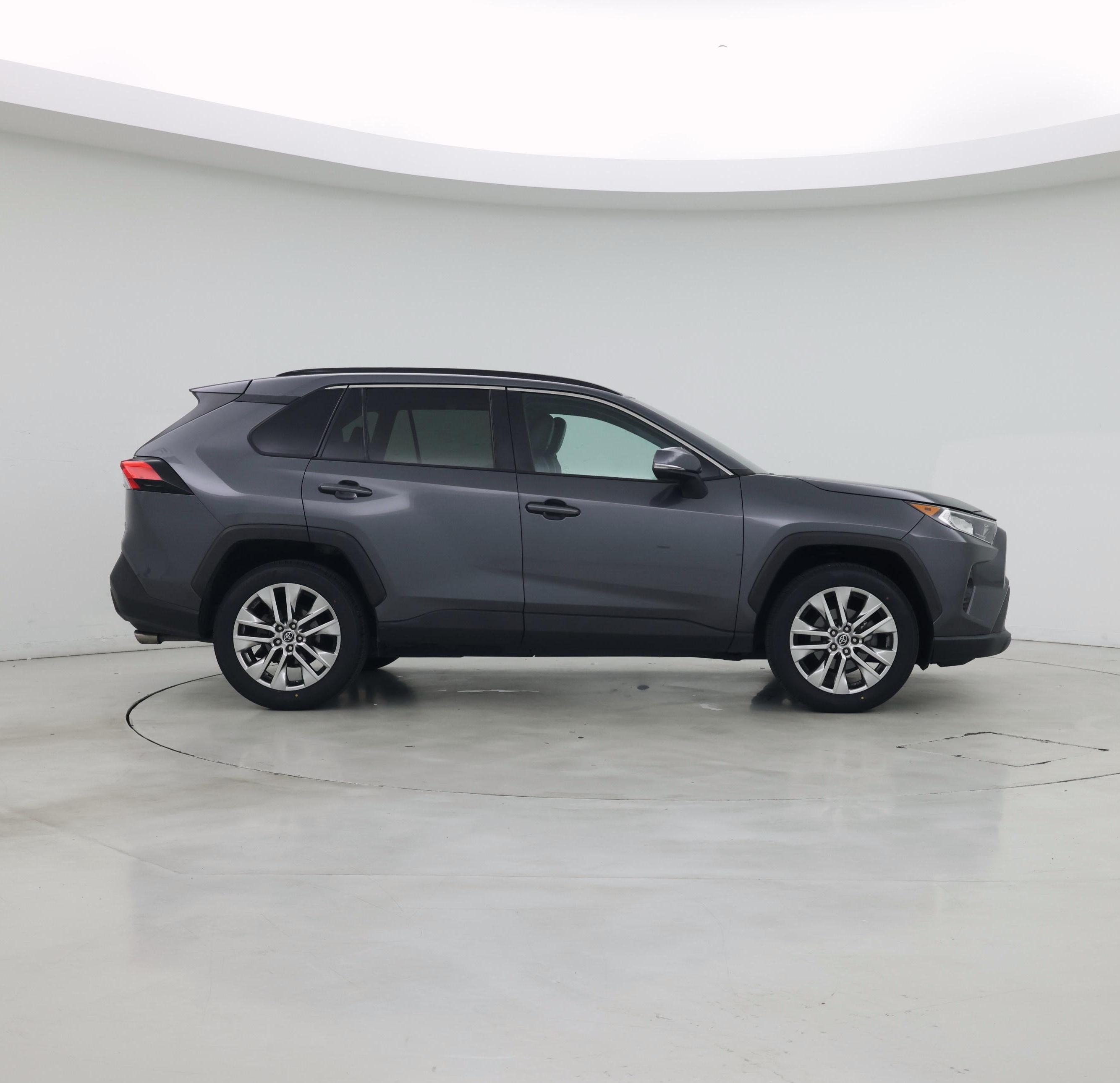 Thumbnail: 2020 Toyota RAV4 - 7