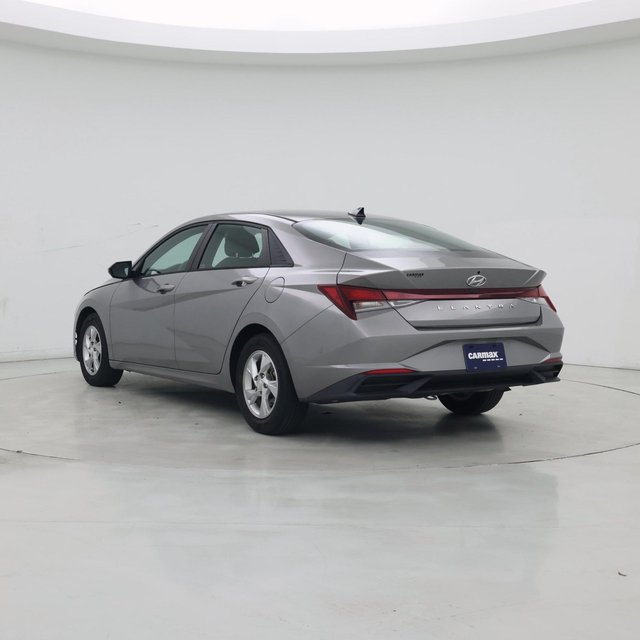 Thumbnail: 2022 Hyundai Elantra - 2