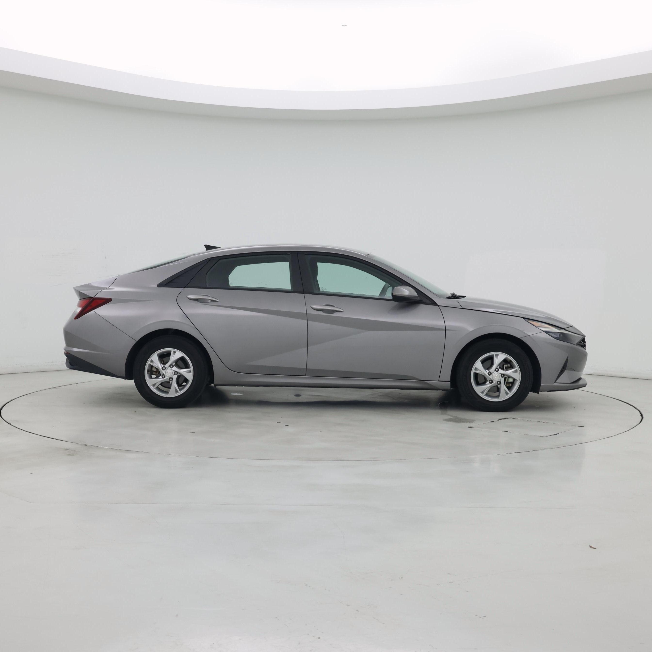 Thumbnail: 2022 Hyundai Elantra - 7