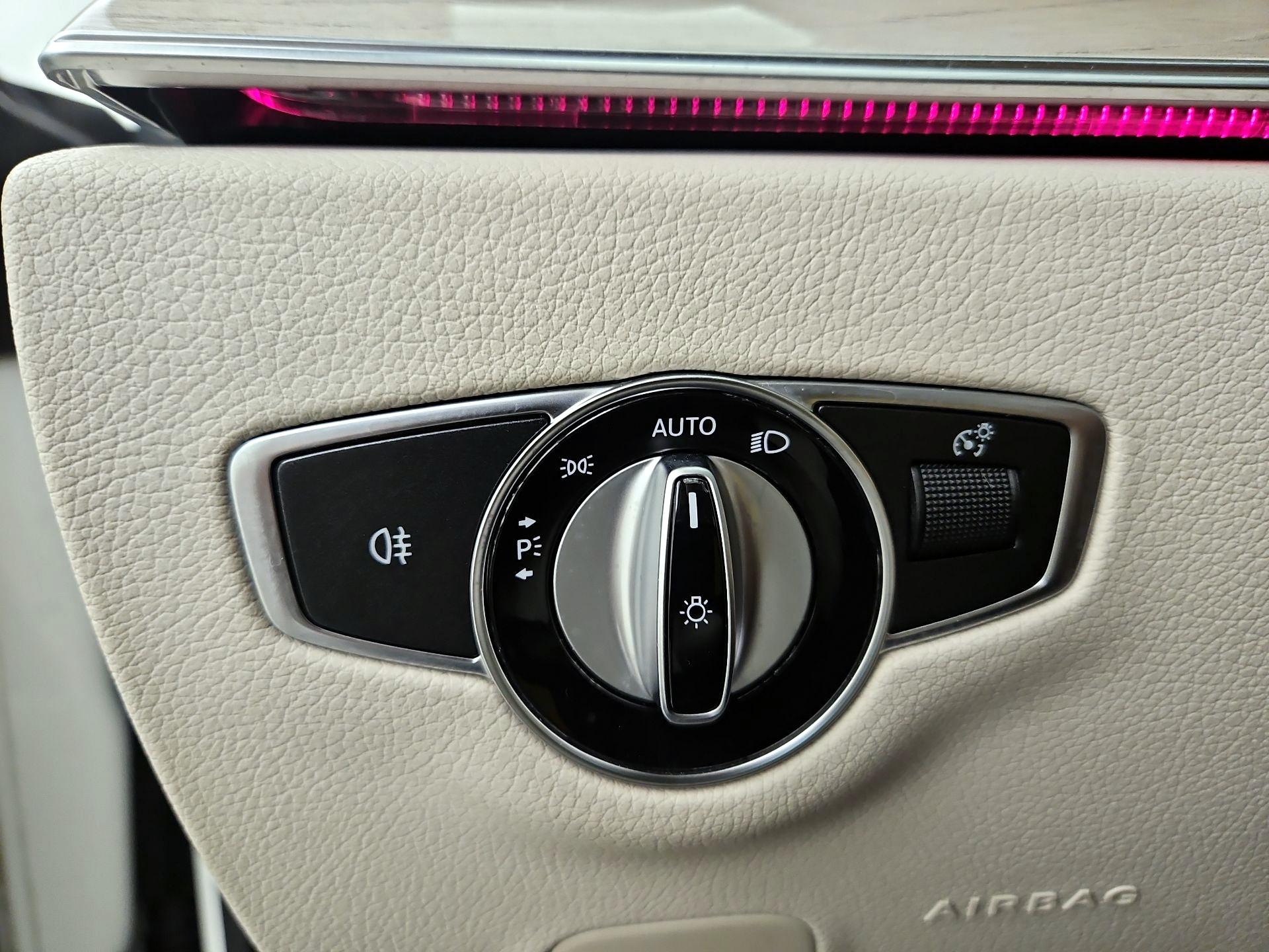 Thumbnail: 2021 Mercedes-Benz E-Class - 13