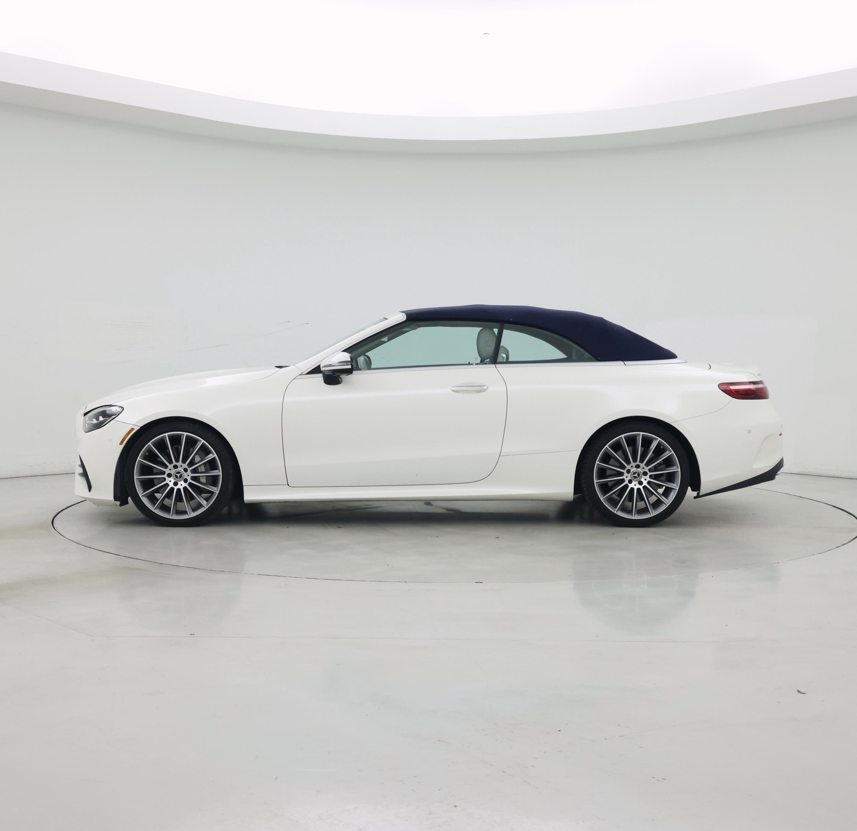 Thumbnail: 2021 Mercedes-Benz E-Class - 3