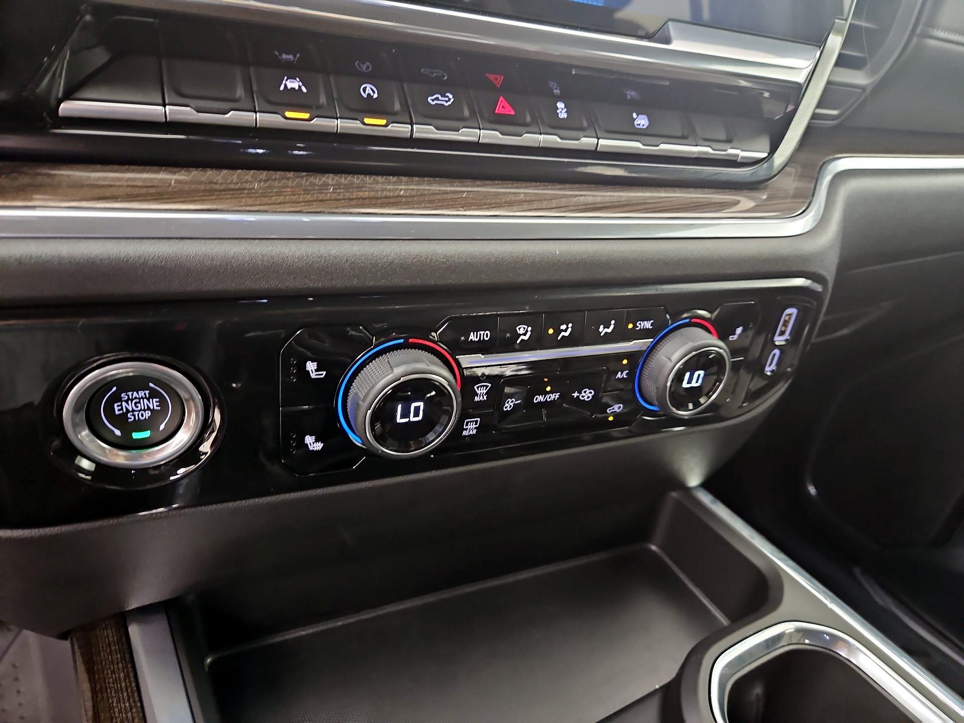 Thumbnail: 2024 Chevrolet Silverado 1500 - 17