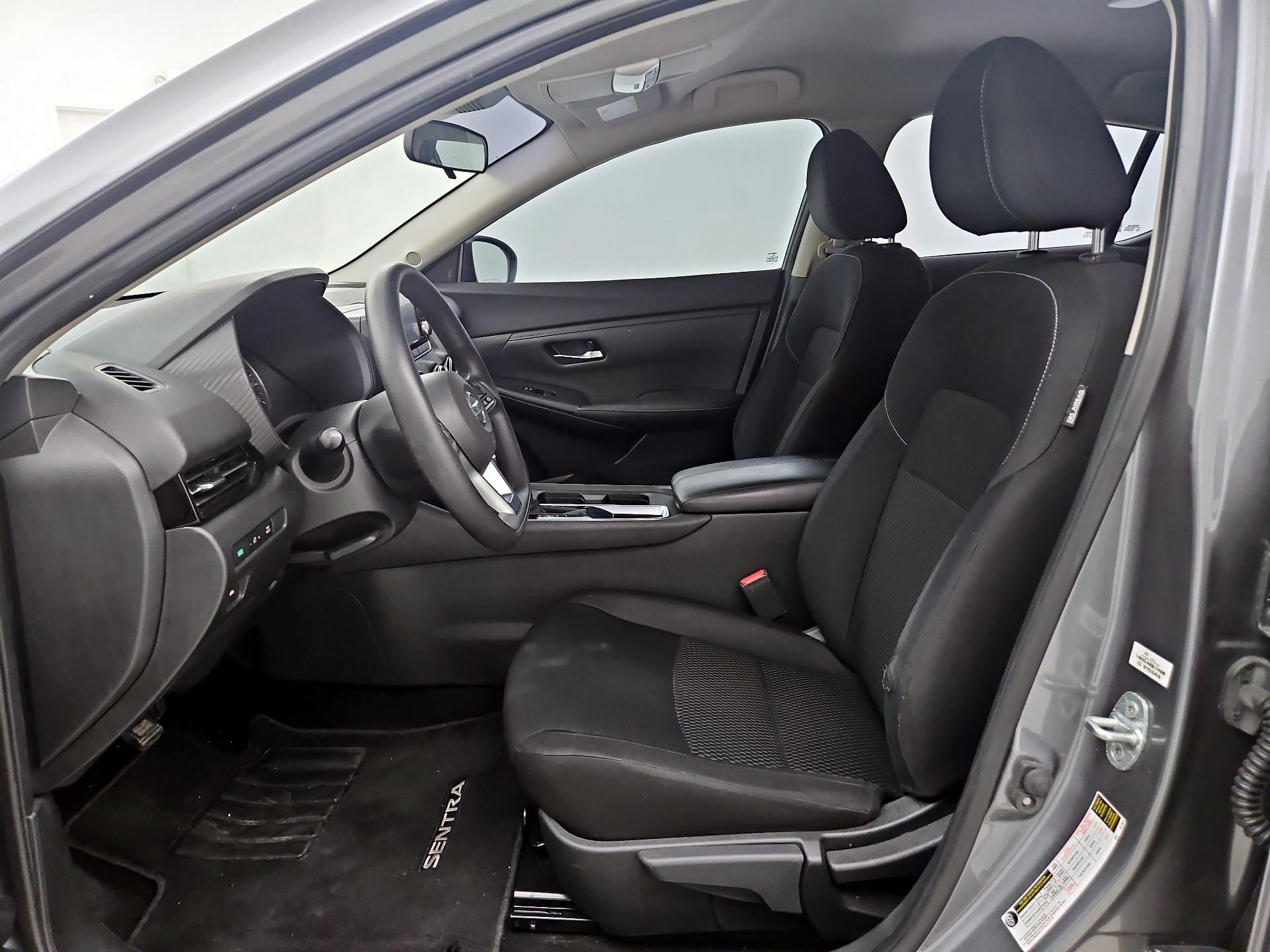 Thumbnail: 2020 Nissan Sentra - 9