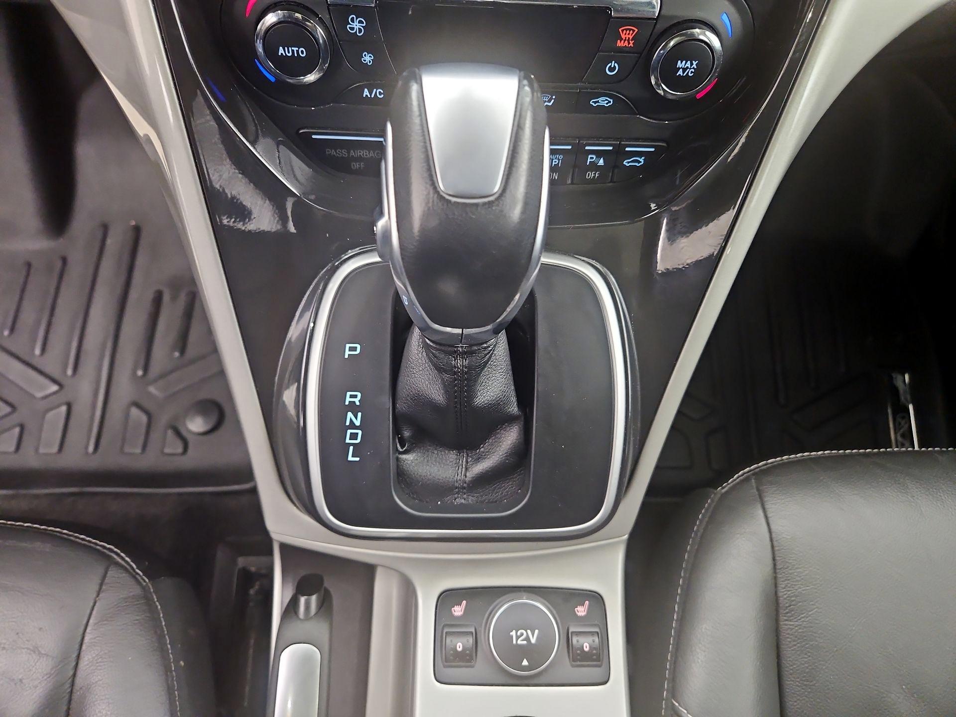 Thumbnail: 2015 Ford C-Max - 17