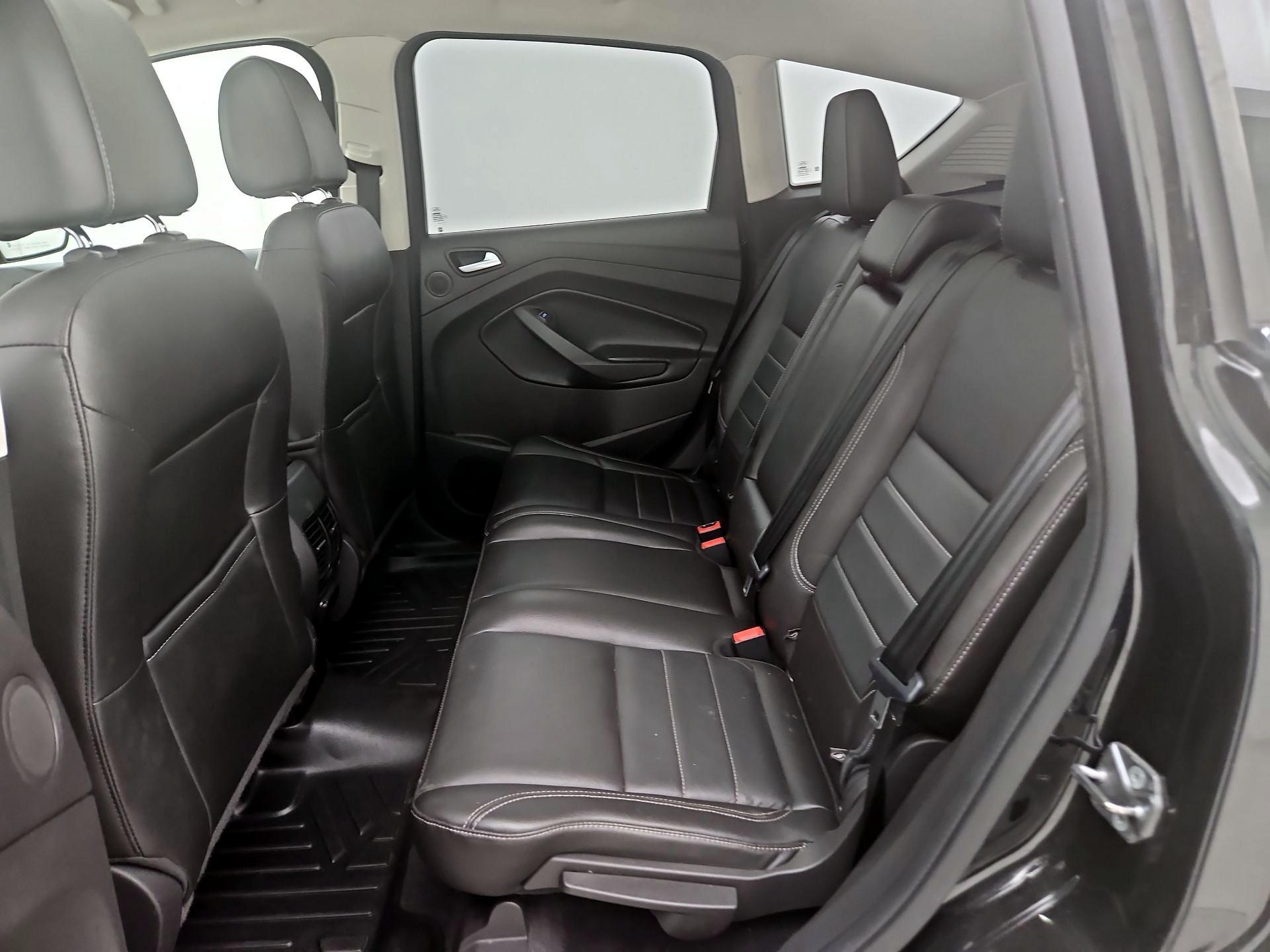 Thumbnail: 2015 Ford C-Max - 20