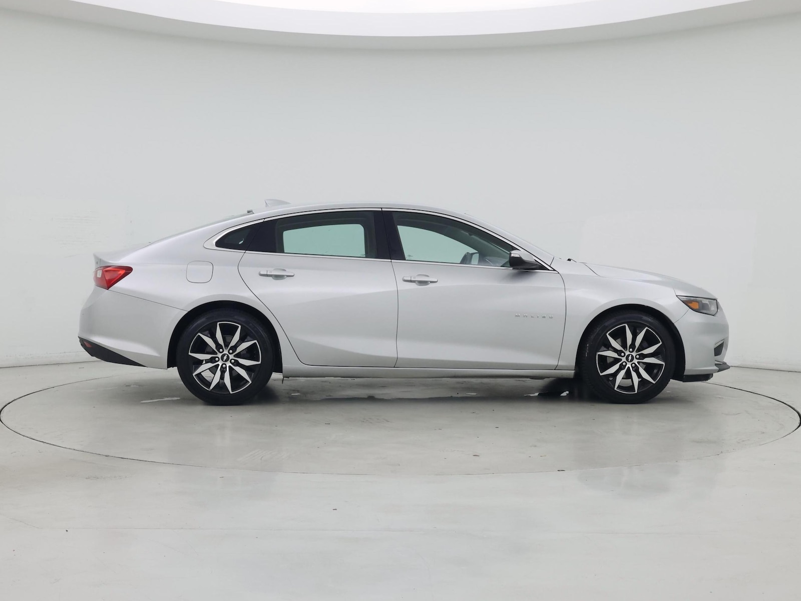 2016 Chevrolet Malibu 2LT - Photo 8