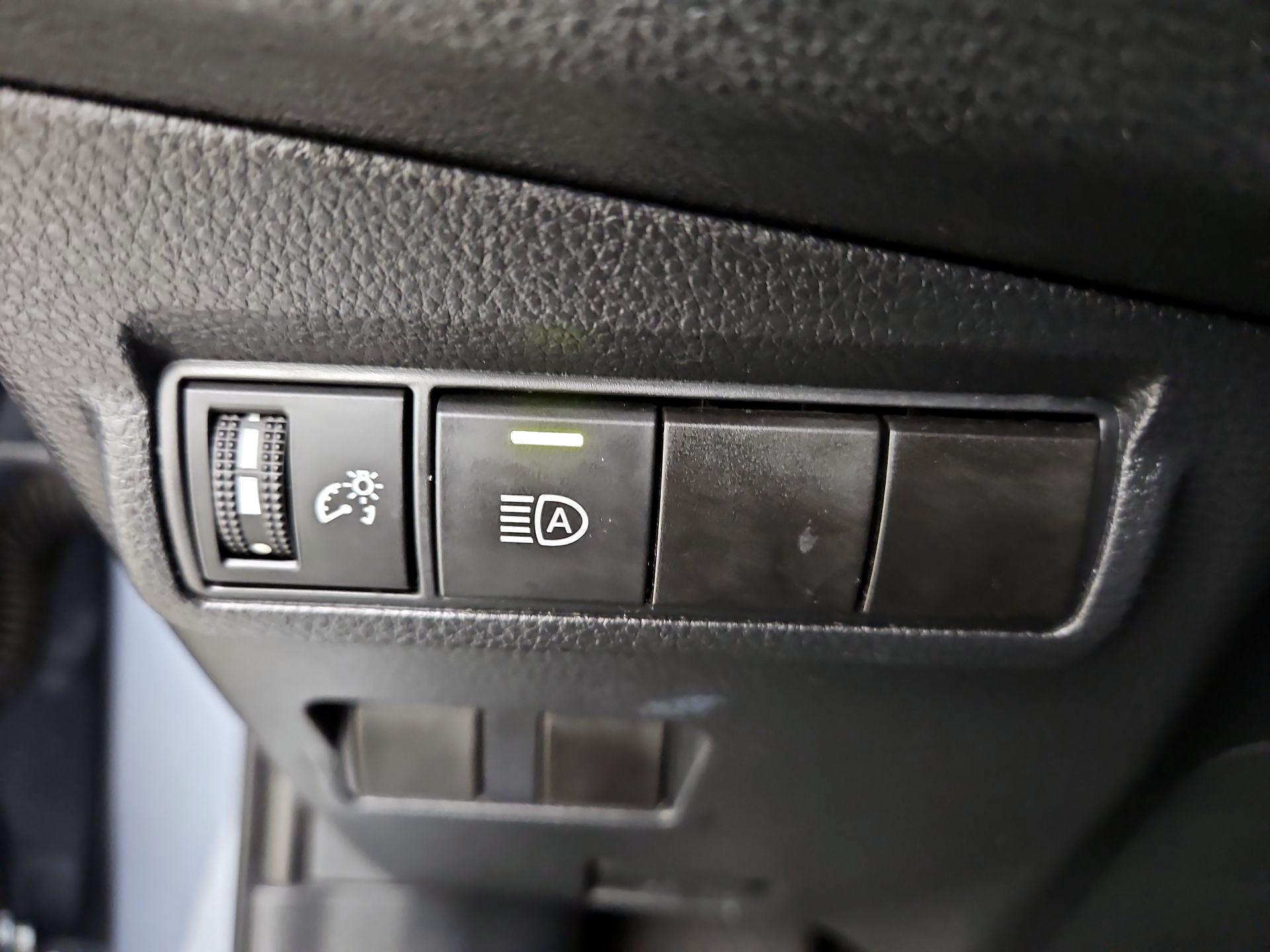 Thumbnail: 2022 Toyota Corolla Cross - 13