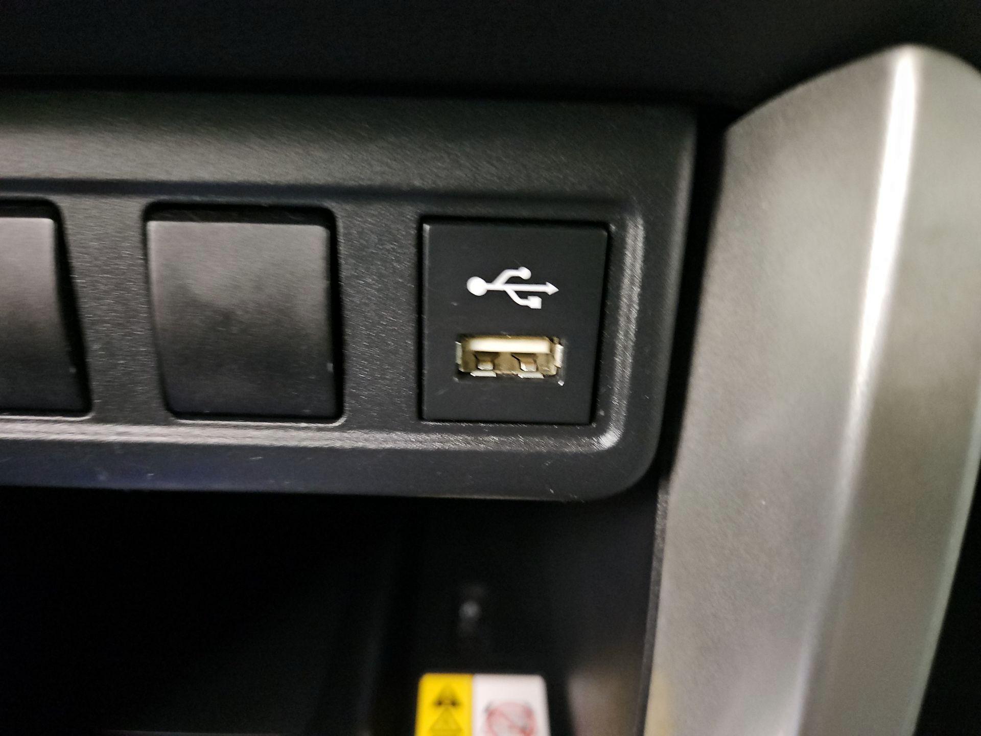 Thumbnail: 2022 Toyota Corolla Cross - 18