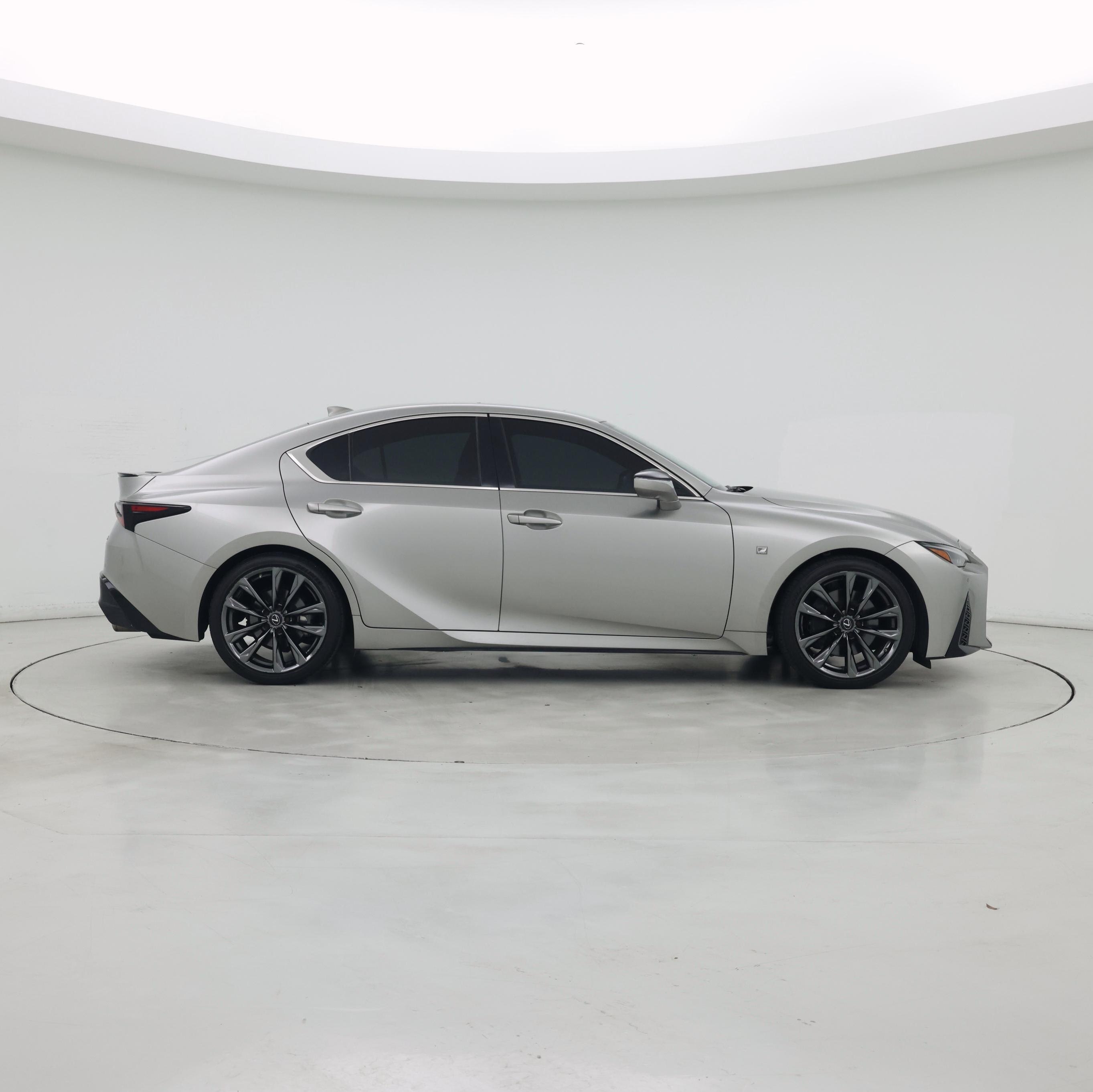 Thumbnail: 2022 Lexus IS - 7
