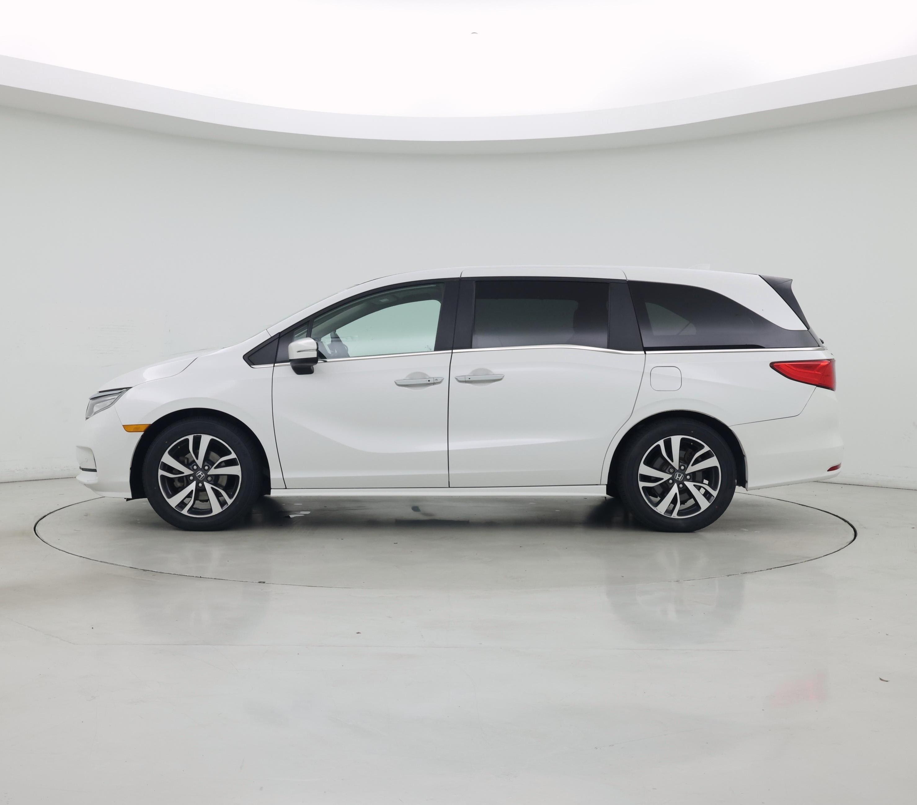 Thumbnail: 2023 Honda Odyssey - 3