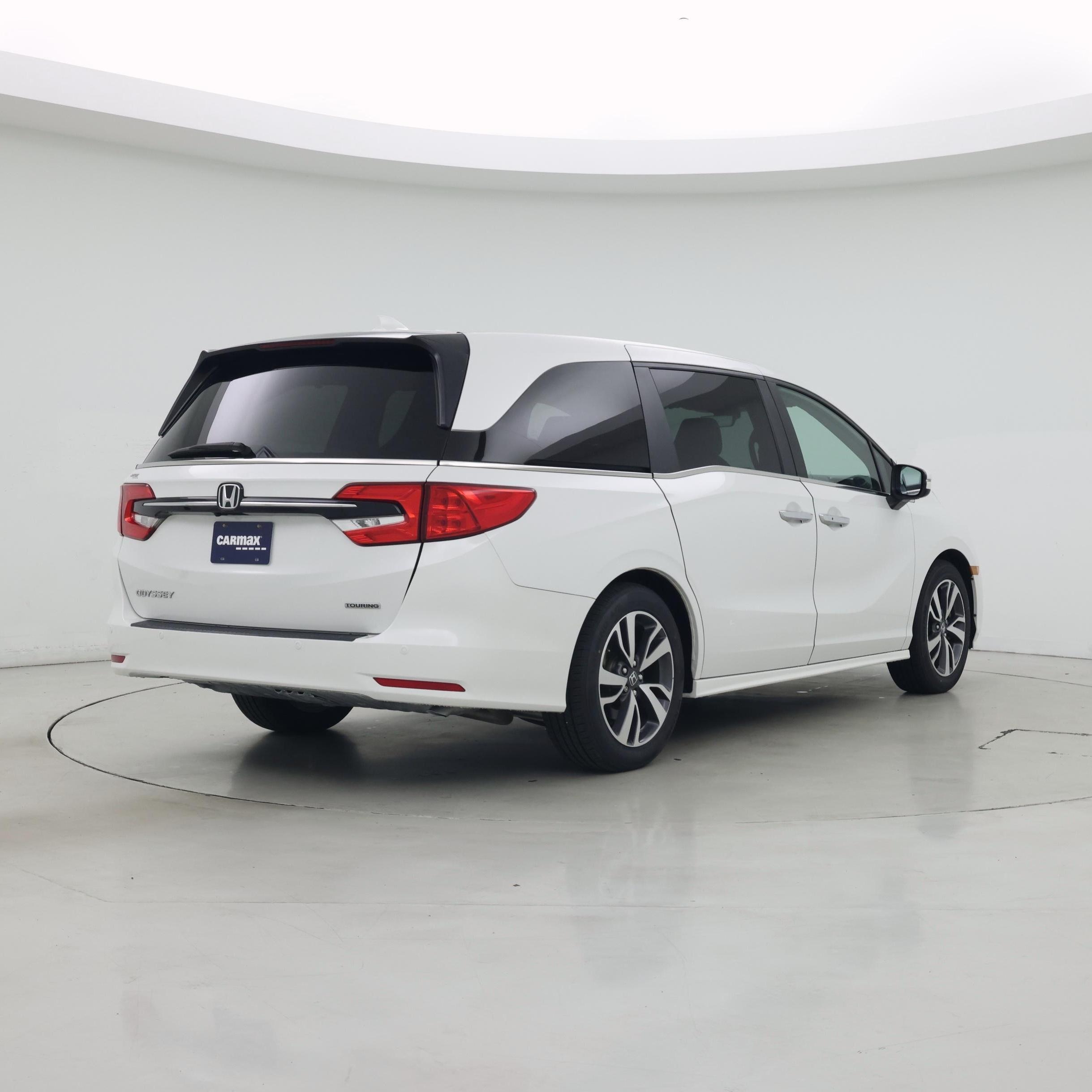 Thumbnail: 2023 Honda Odyssey - 8