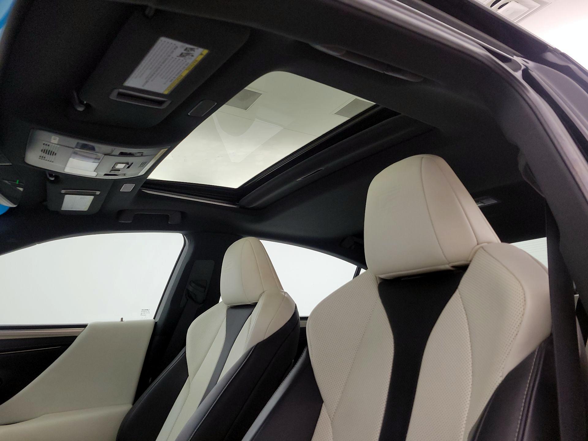 Thumbnail: 2023 Lexus ES - 19