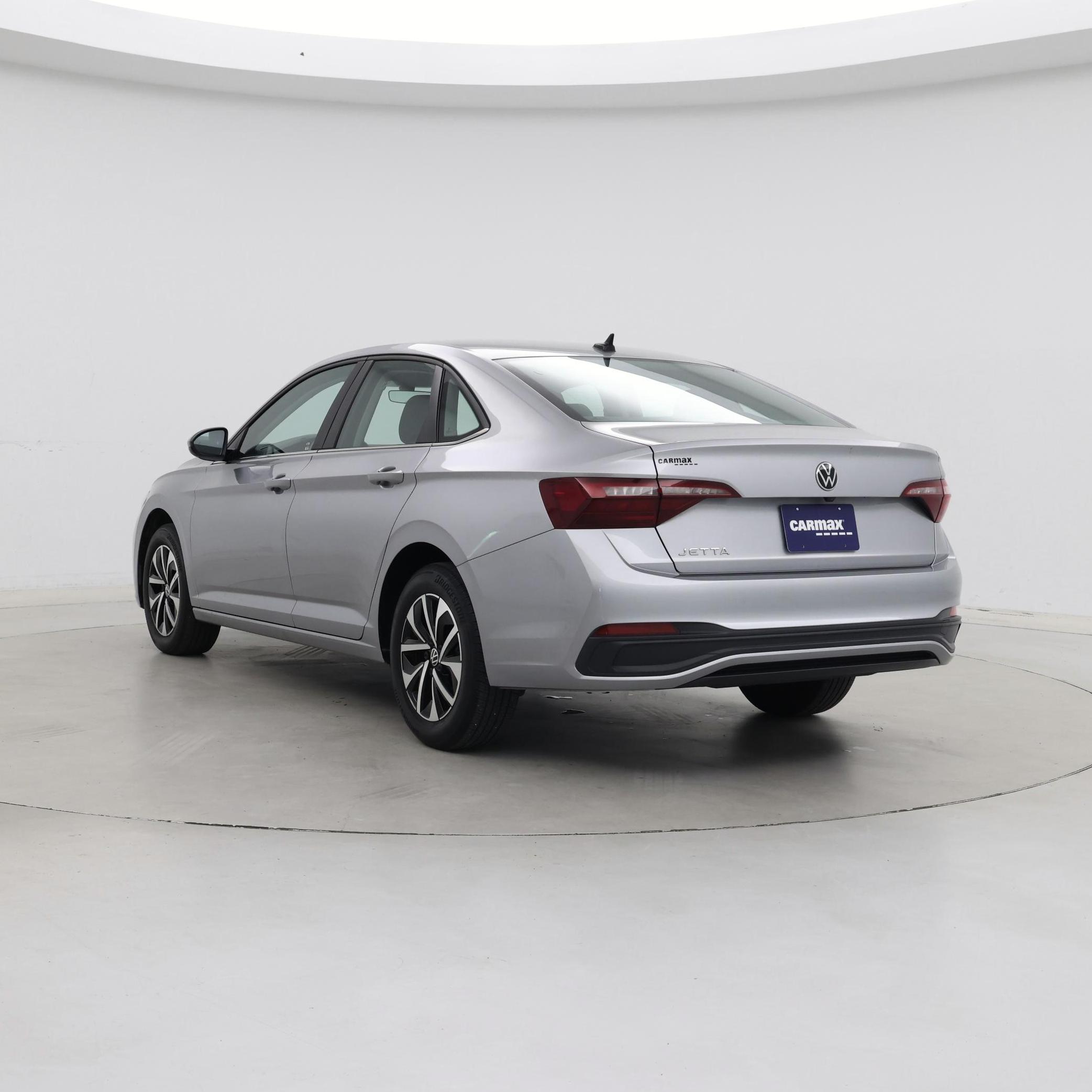 Thumbnail: 2023 Volkswagen Jetta - 2