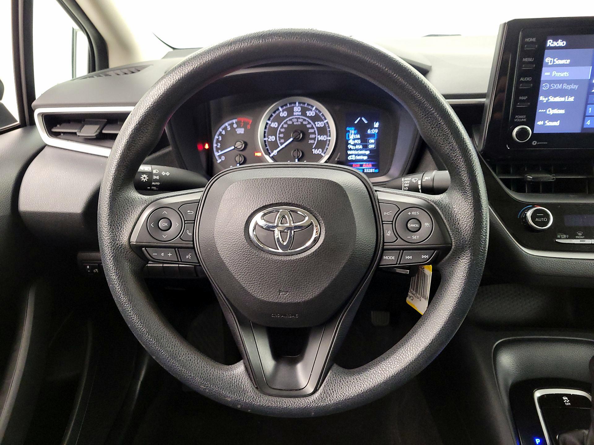 Thumbnail: 2022 Toyota Corolla - 10