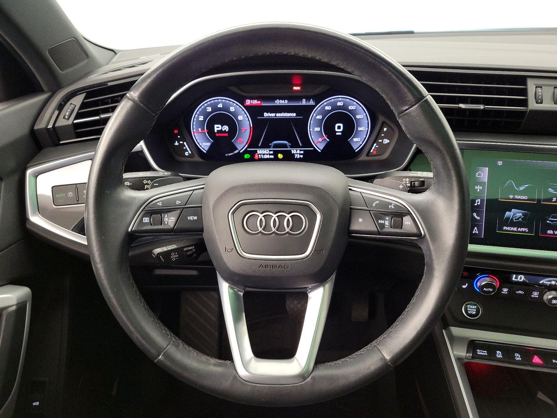 Thumbnail: 2021 Audi Q3 - 10