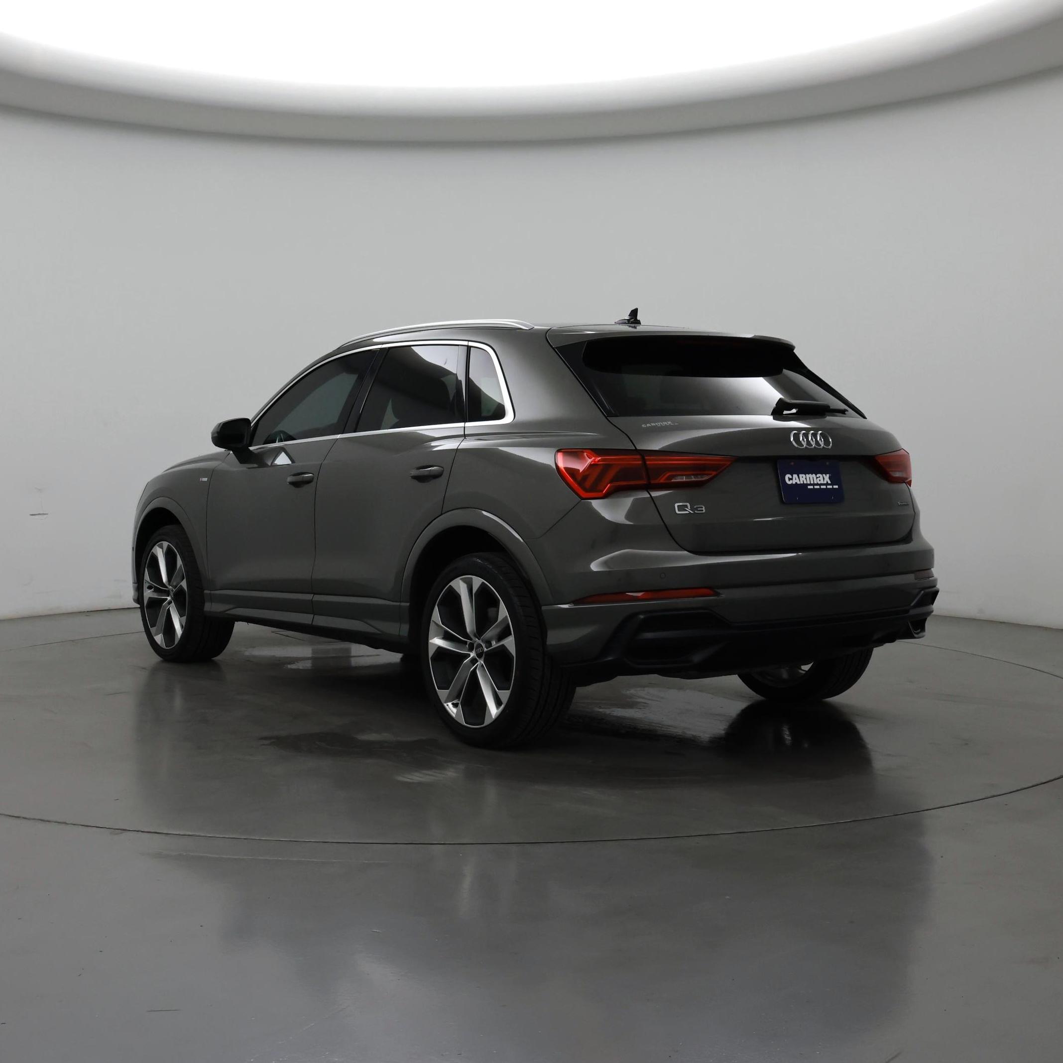 Thumbnail: 2021 Audi Q3 - 2