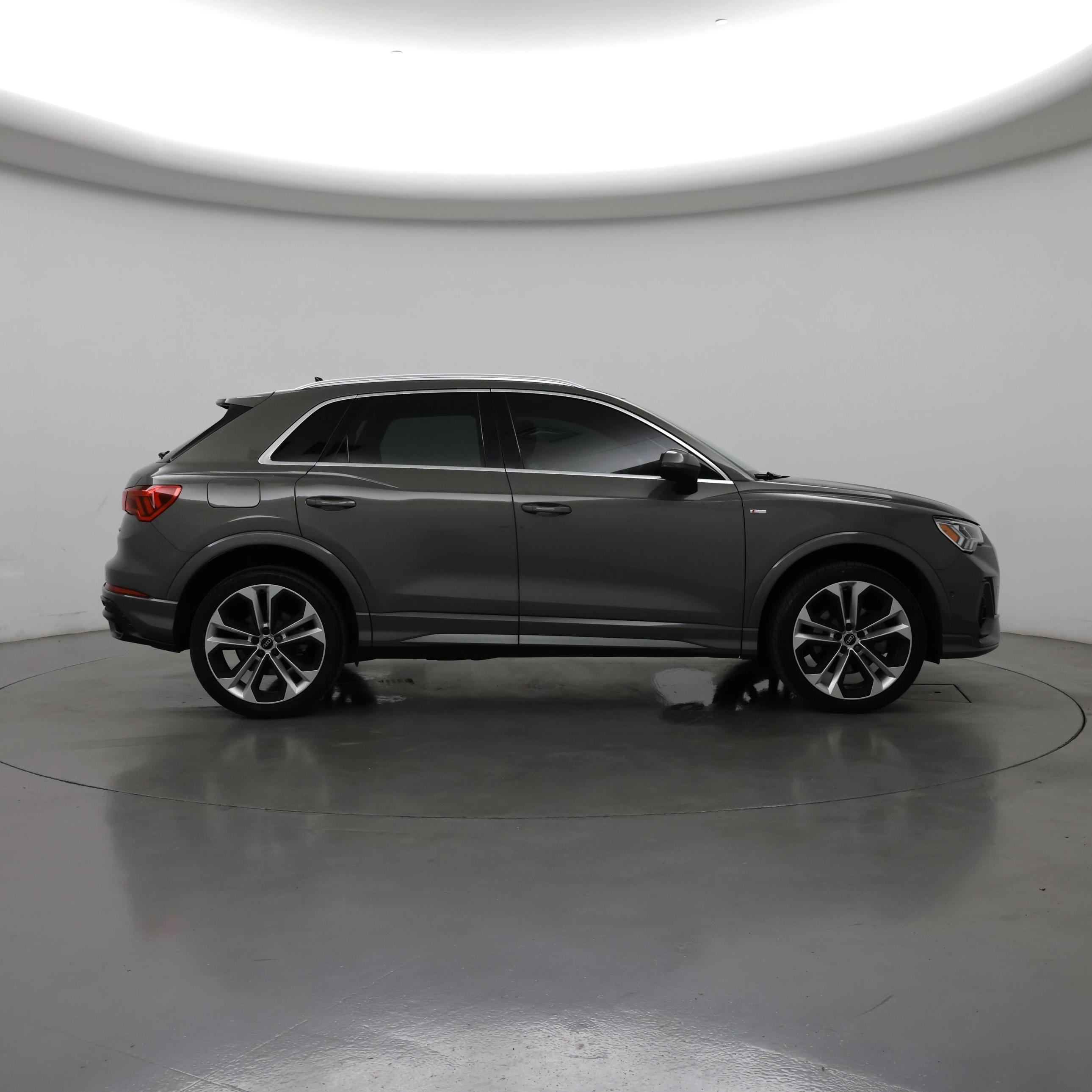 Thumbnail: 2021 Audi Q3 - 7