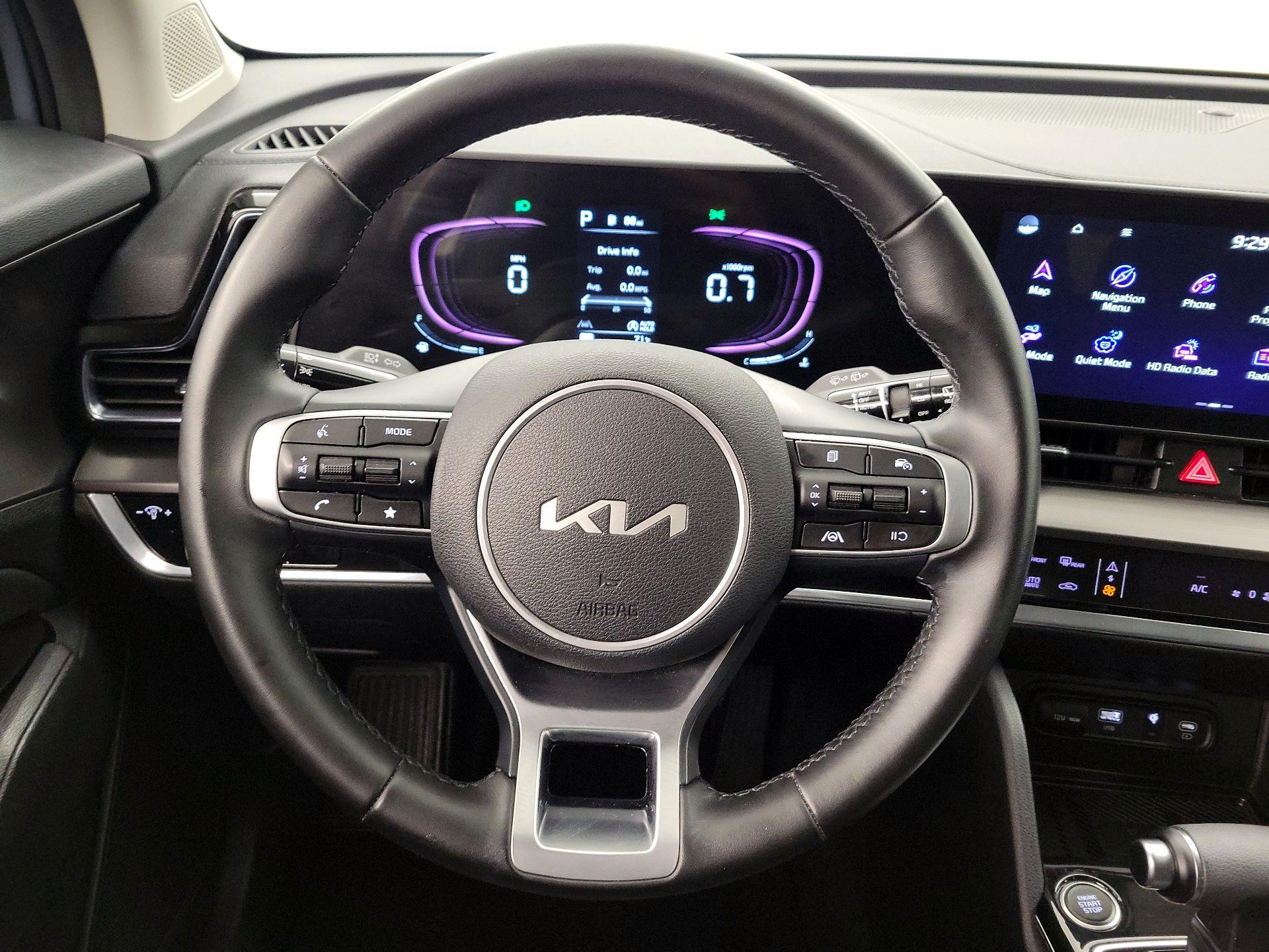 Thumbnail: 2023 Kia Sportage - 10