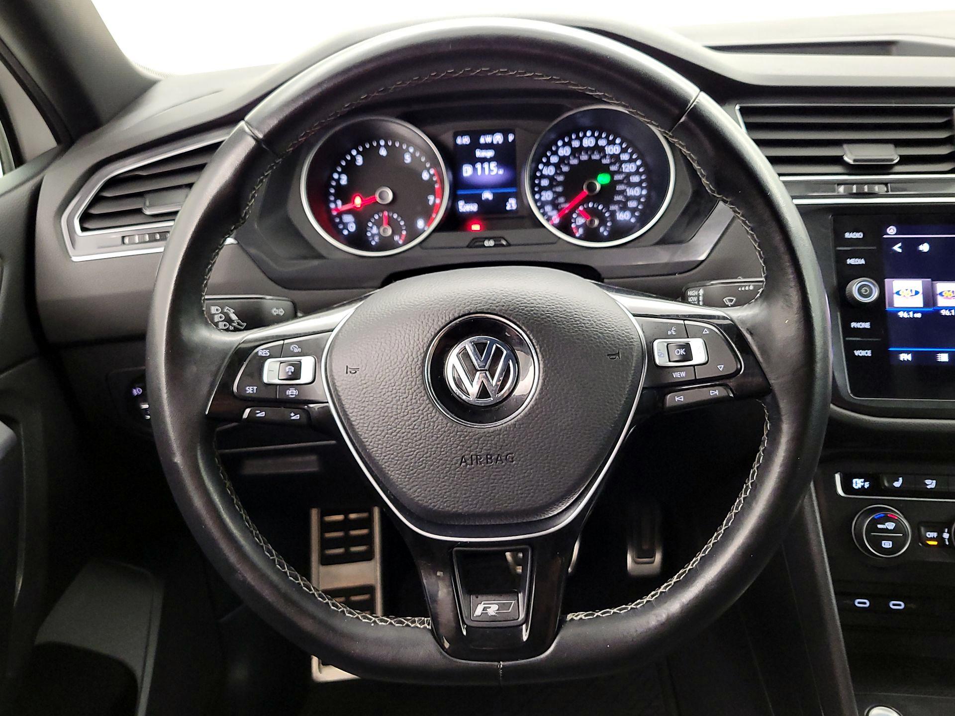 Thumbnail: 2021 Volkswagen Tiguan - 10