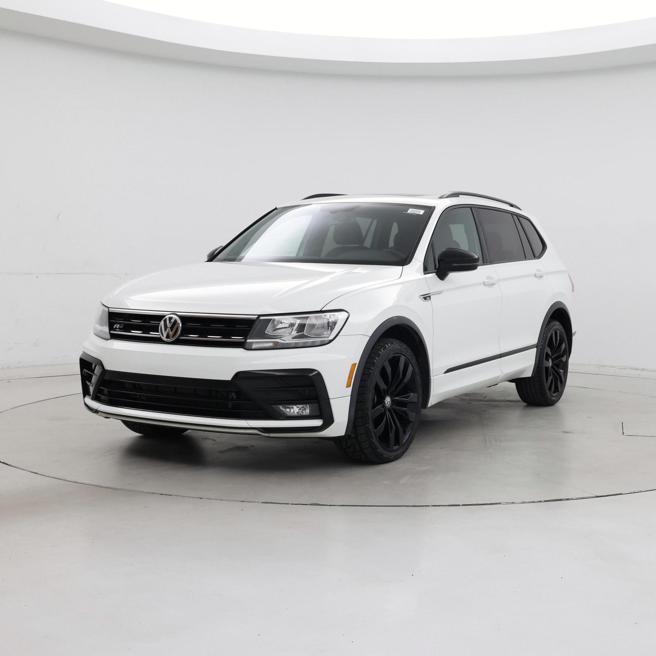 Thumbnail: 2021 Volkswagen Tiguan - 4