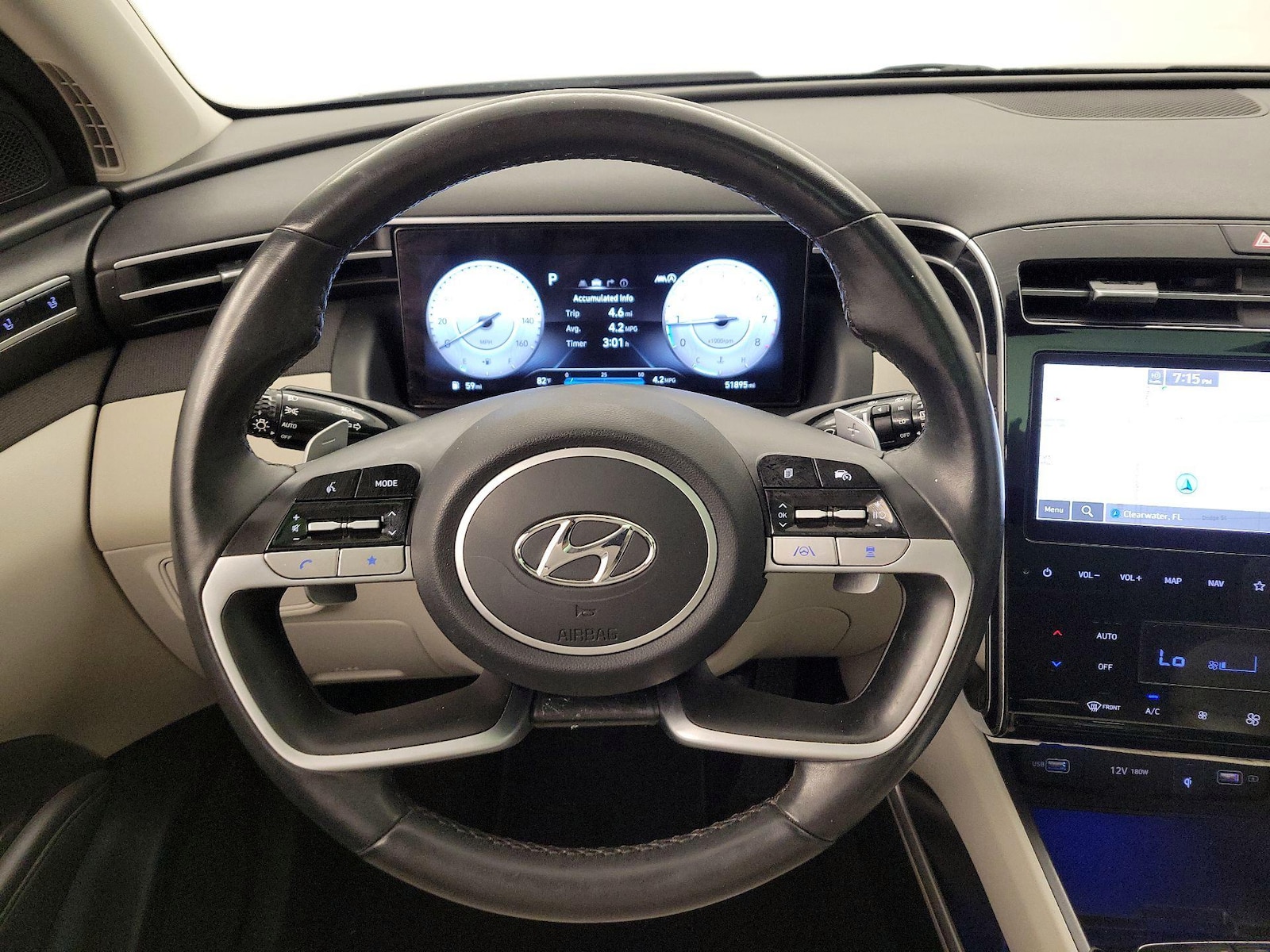 2022 Hyundai Tucson Limited - Photo 11