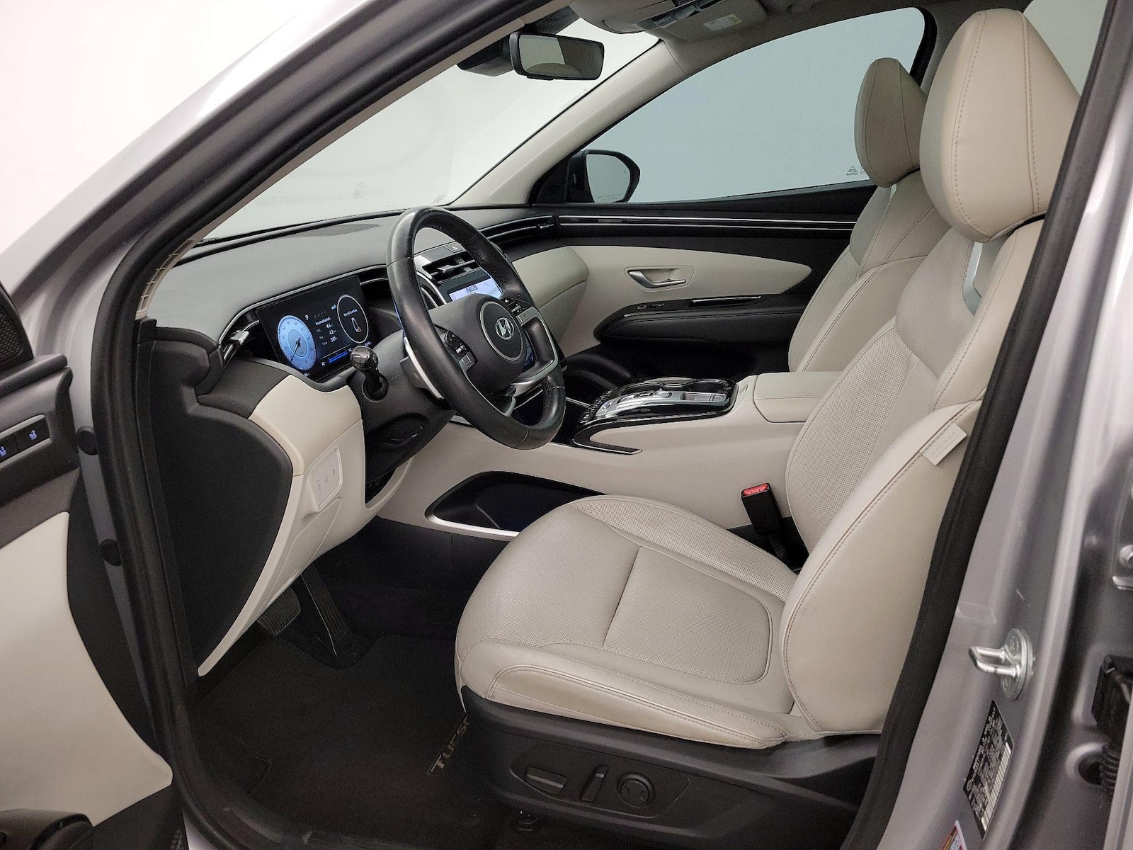 2022 Hyundai Tucson Limited - Photo 12