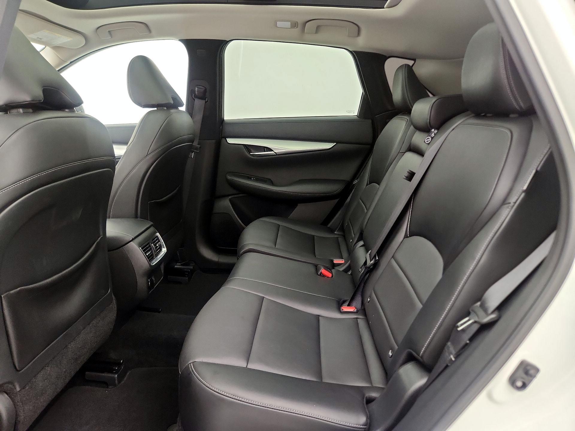 Thumbnail: 2021 INFINITI QX50 - 20