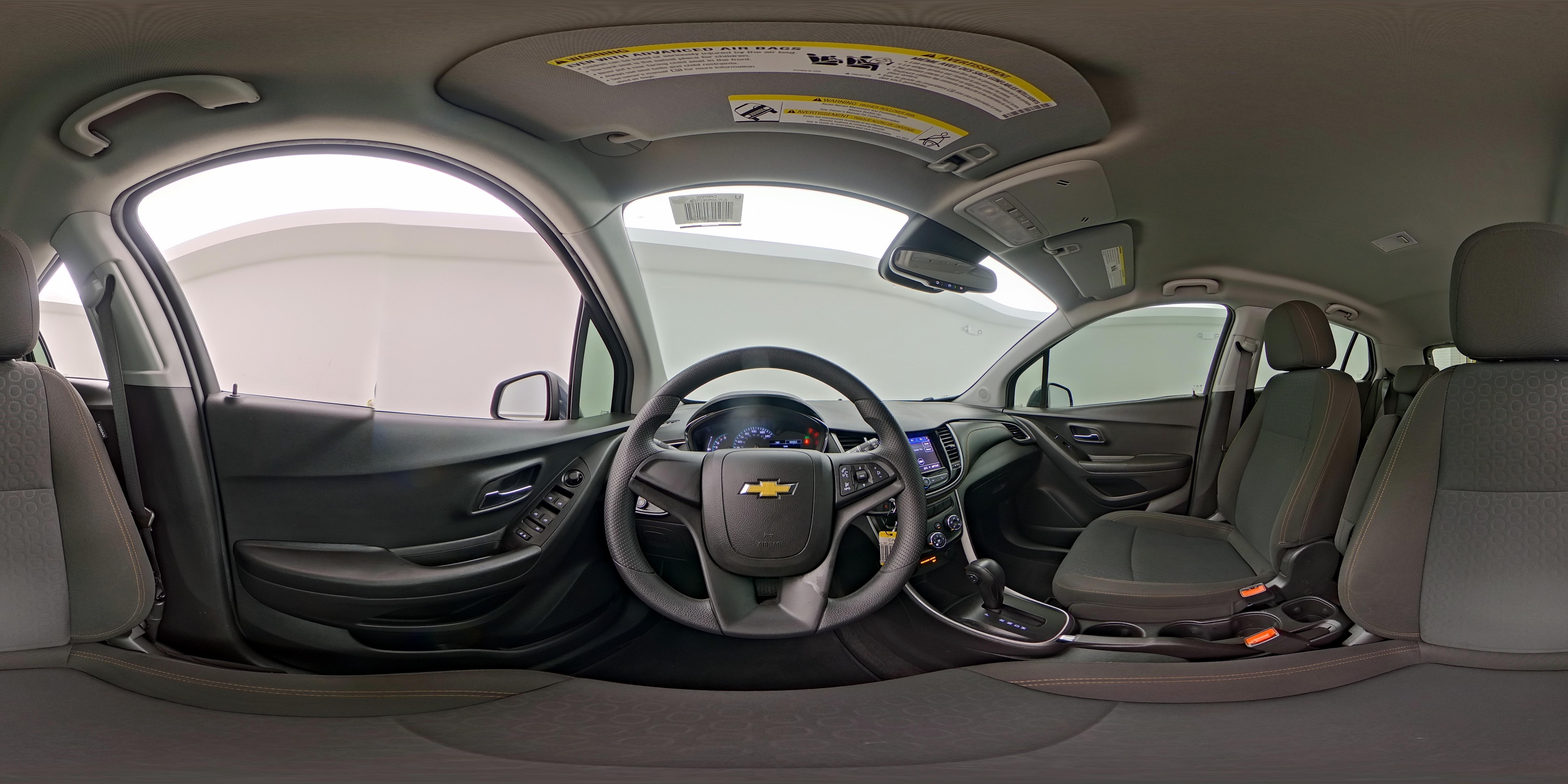 2021 Chevrolet Trax LS - Photo 26