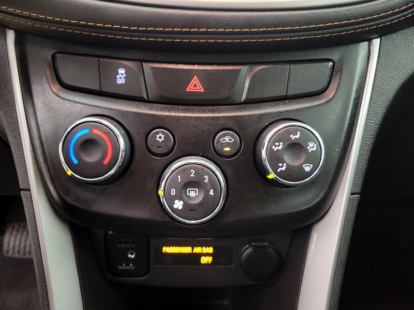 2021 Chevrolet Trax LS - Photo 17