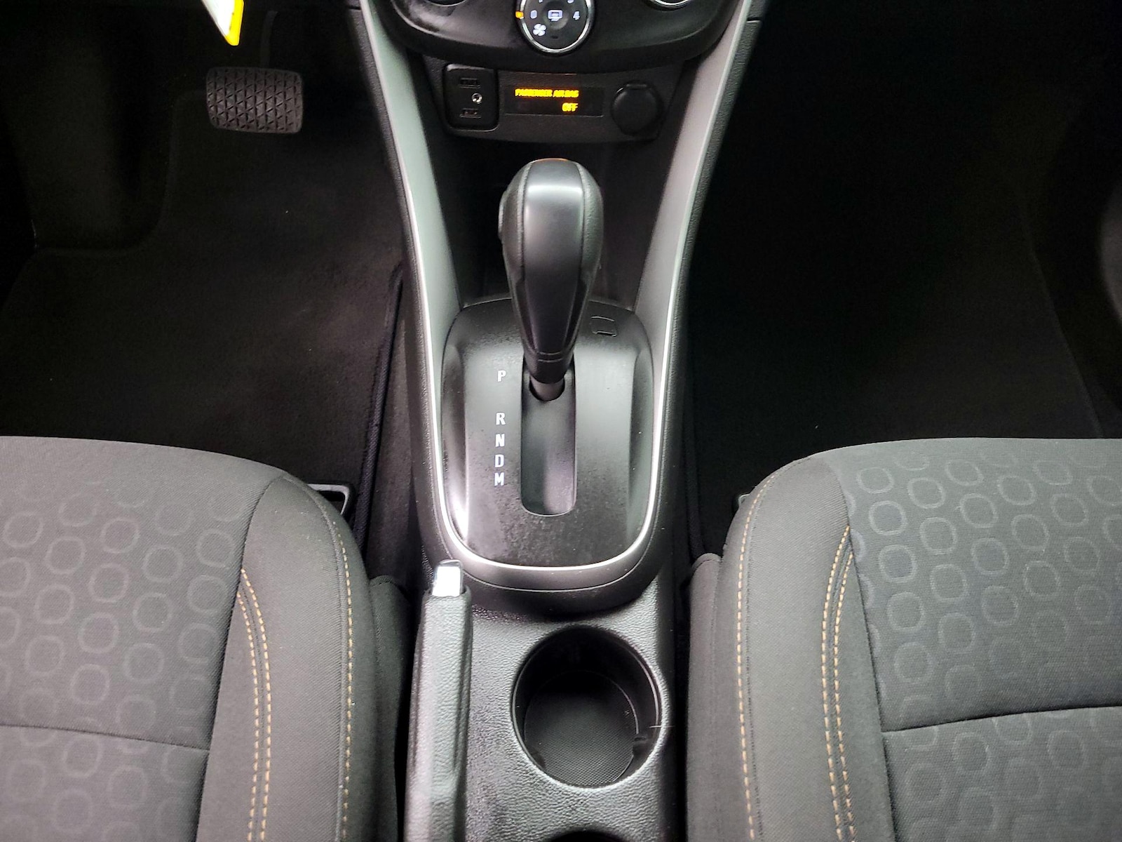 2021 Chevrolet Trax LS - Photo 18
