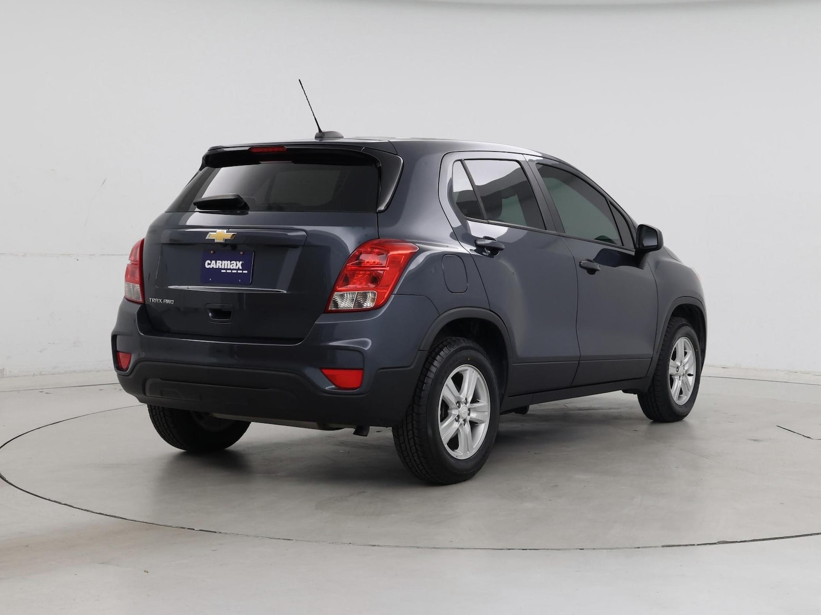 2021 Chevrolet Trax LS - Photo 9