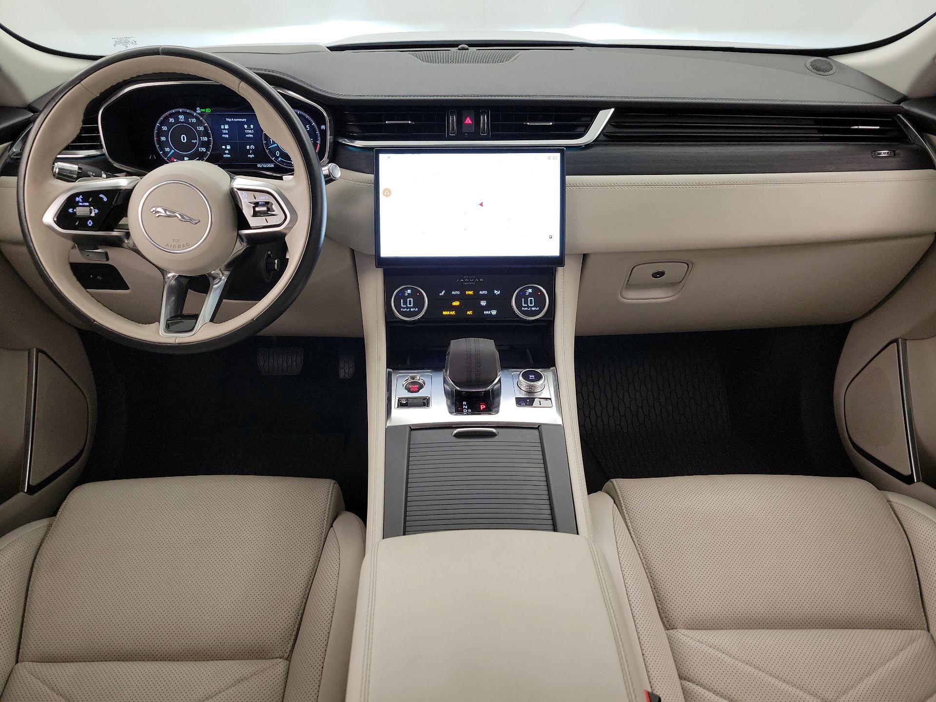 Thumbnail: 2021 Jaguar F-Pace - 9