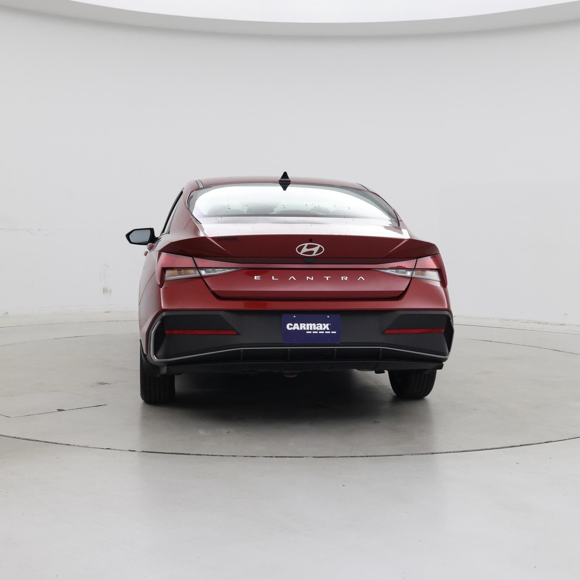 Thumbnail: 2024 Hyundai Elantra - 6