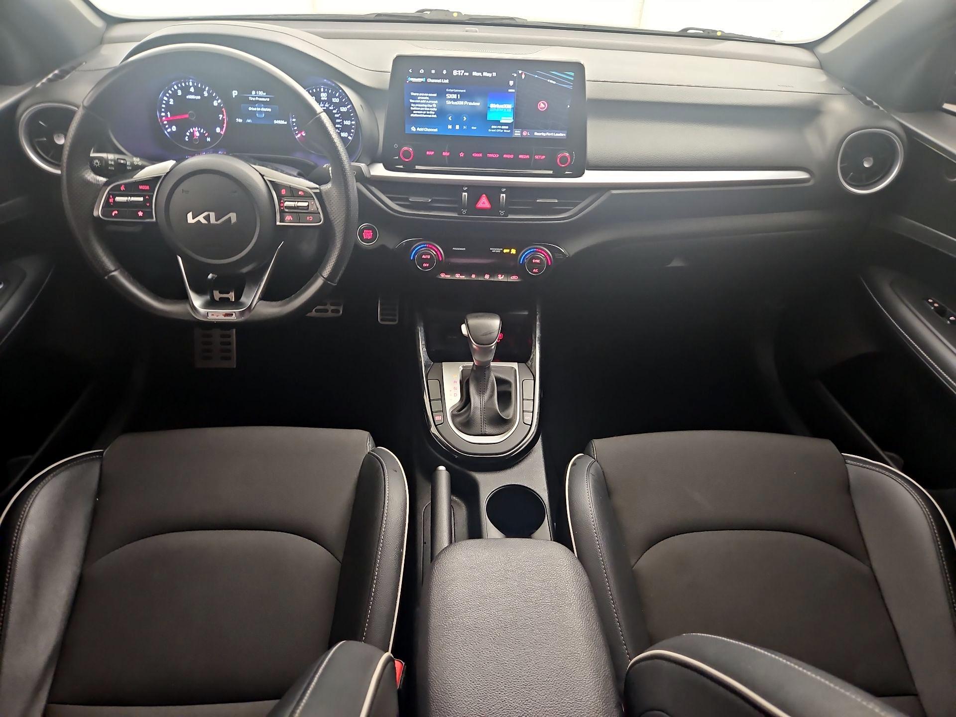 Thumbnail: 2023 Kia Forte - 8