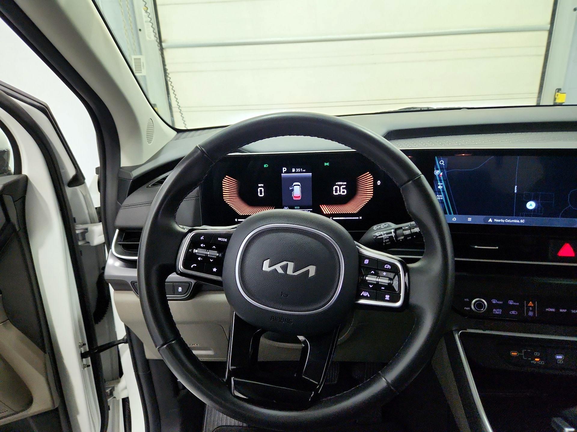 Thumbnail: 2025 Kia Carnival - 10