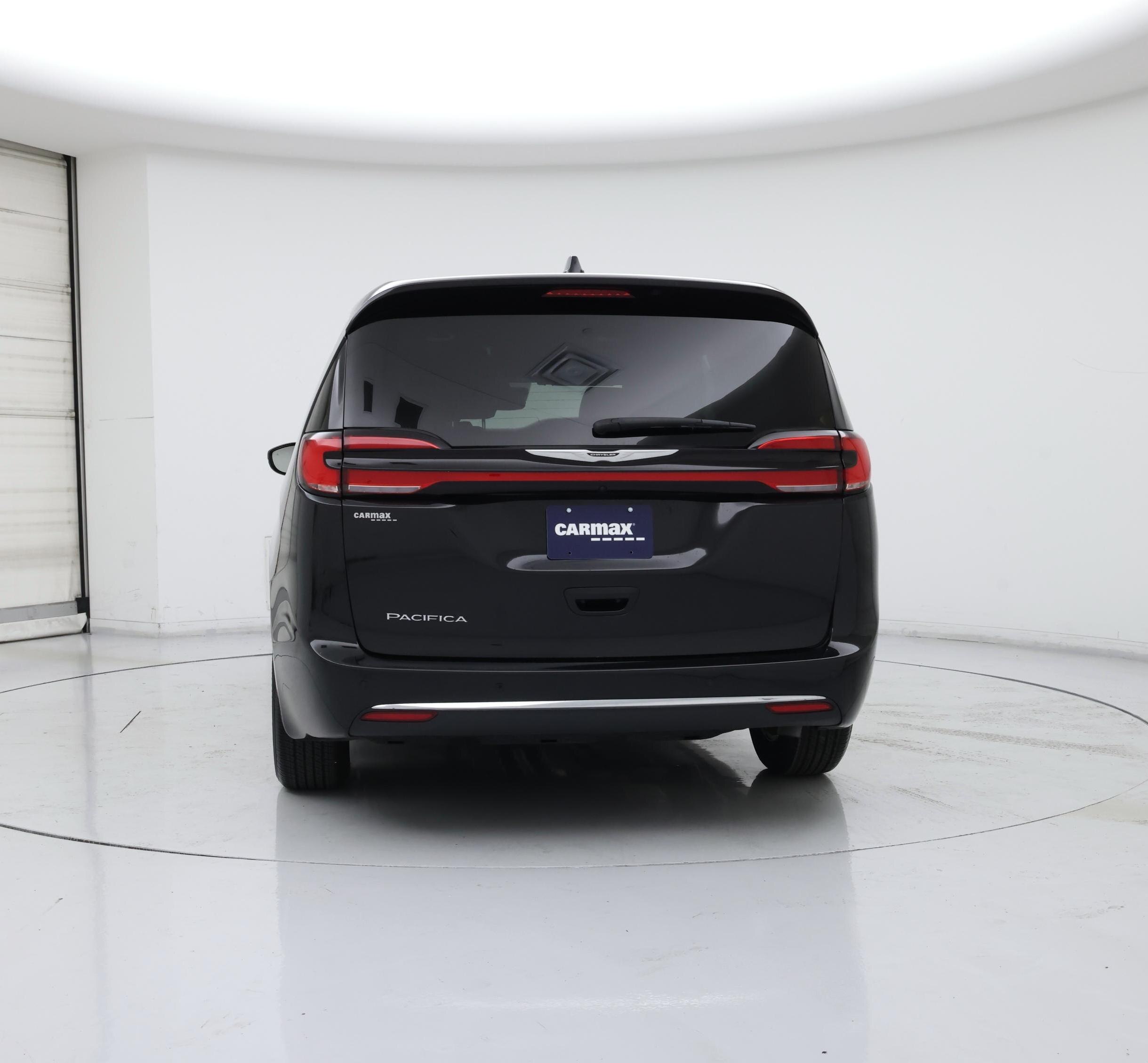 Thumbnail: 2025 Chrysler Pacifica - 6