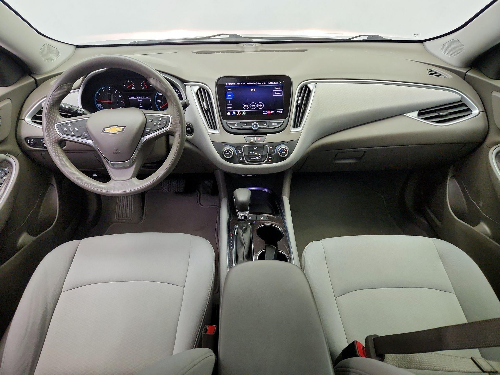 Thumbnail: 2022 Chevrolet Malibu - 9