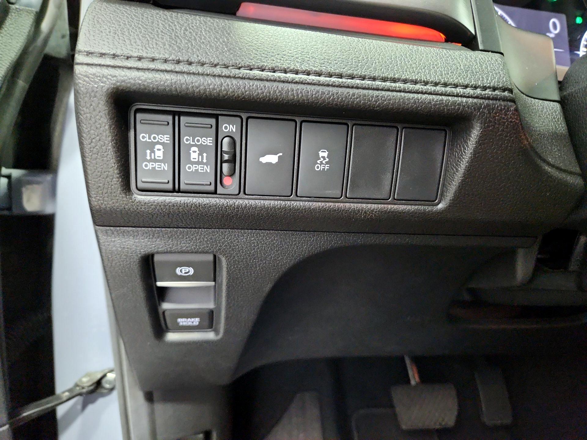 Thumbnail: 2025 Honda Odyssey - 13