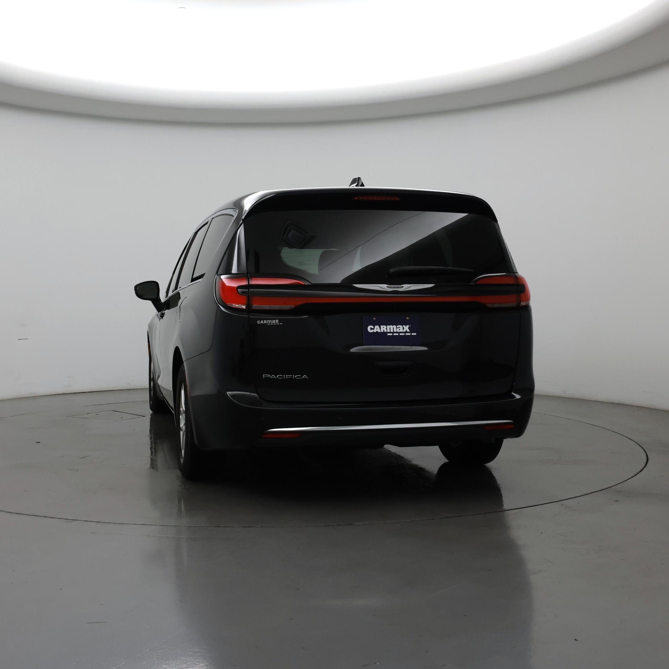 Thumbnail: 2025 Chrysler Pacifica - 6