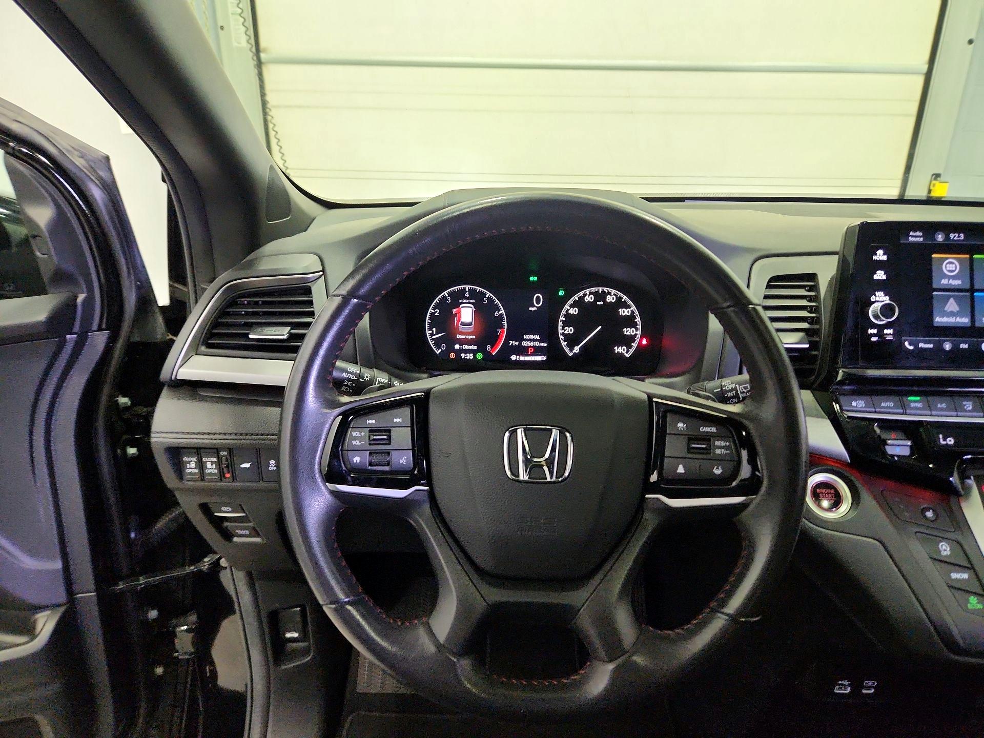 Thumbnail: 2025 Honda Odyssey - 10