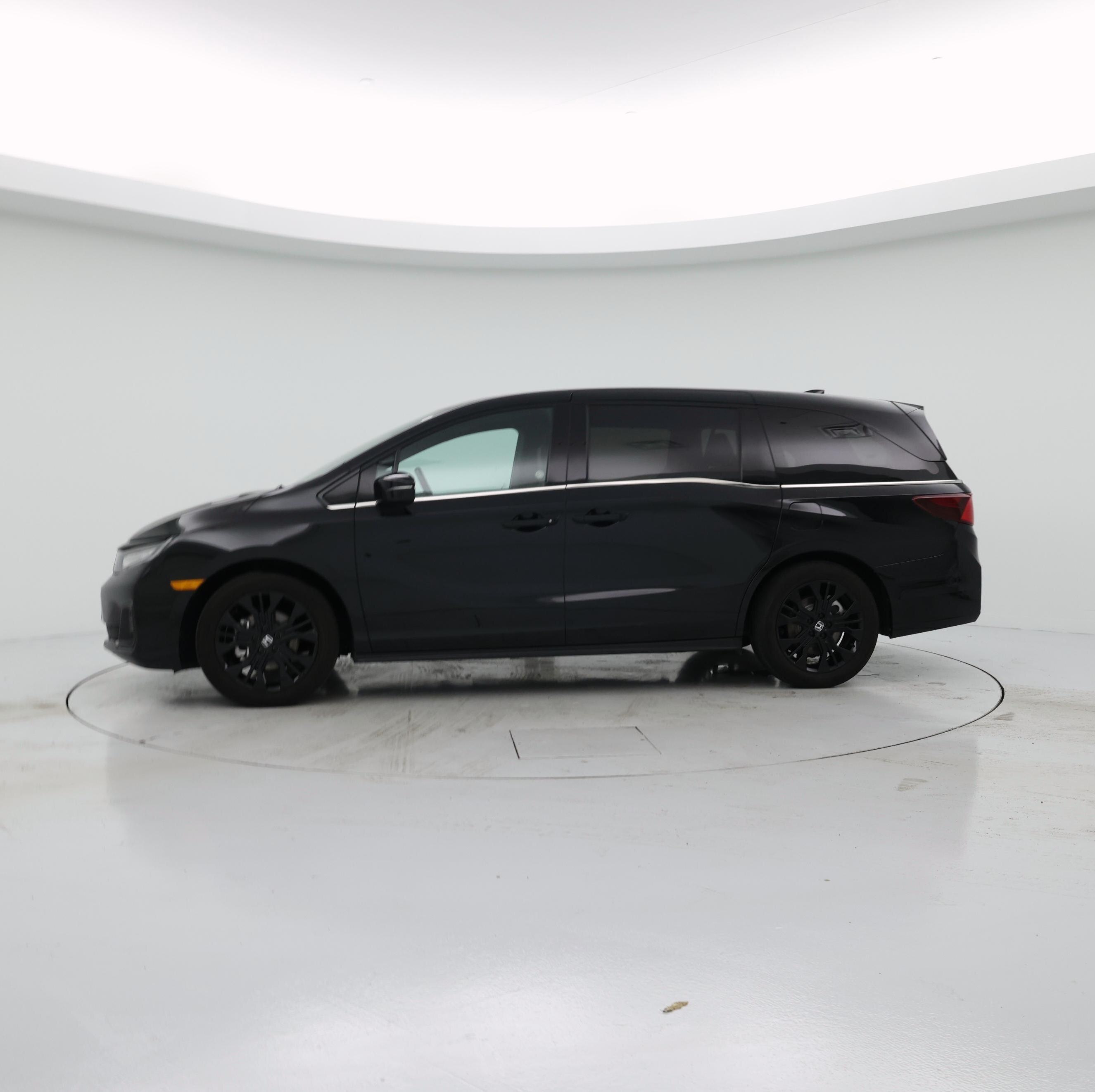 Thumbnail: 2025 Honda Odyssey - 3