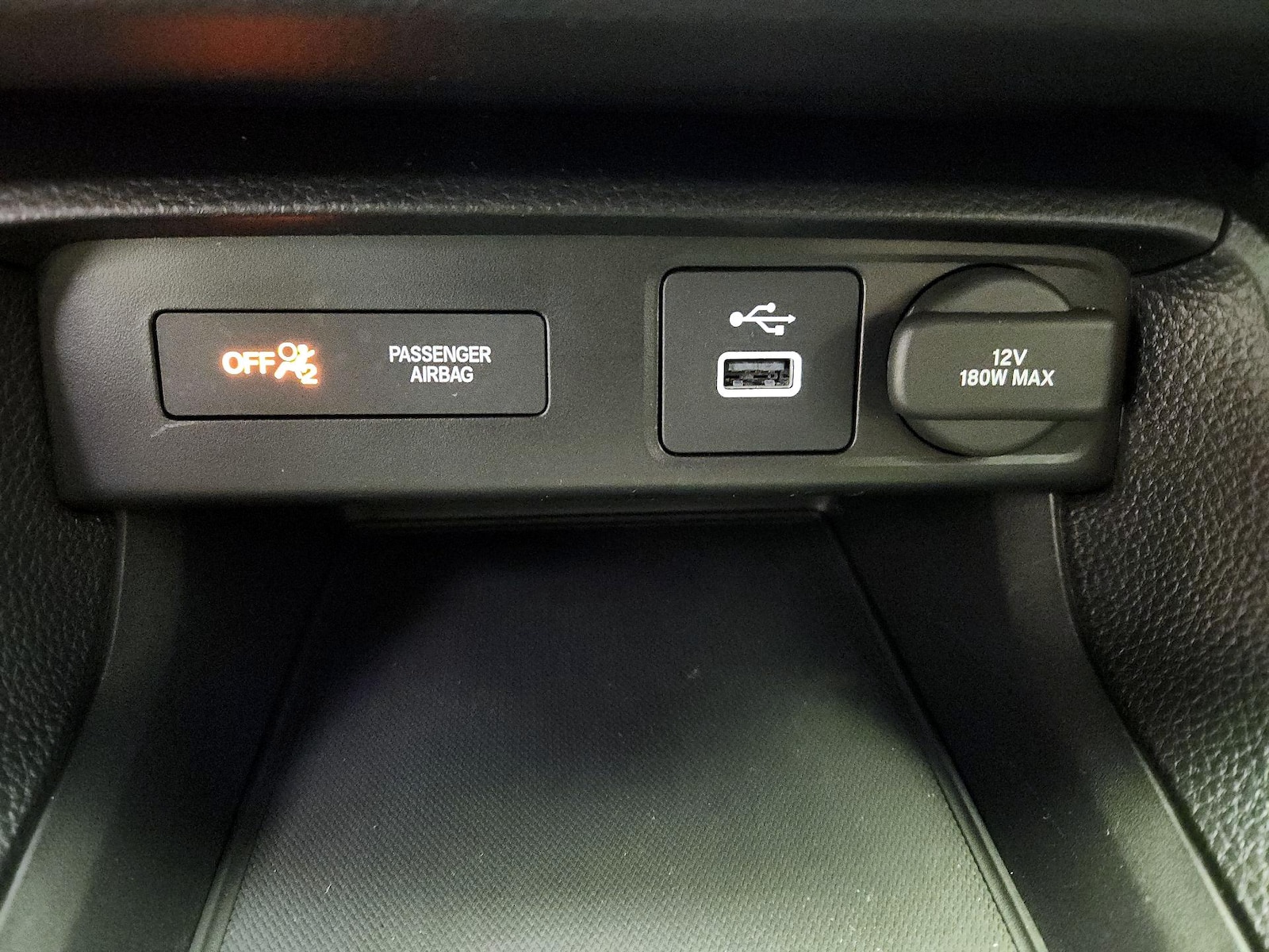2023 Honda Civic Hatchback Sport - Photo 19