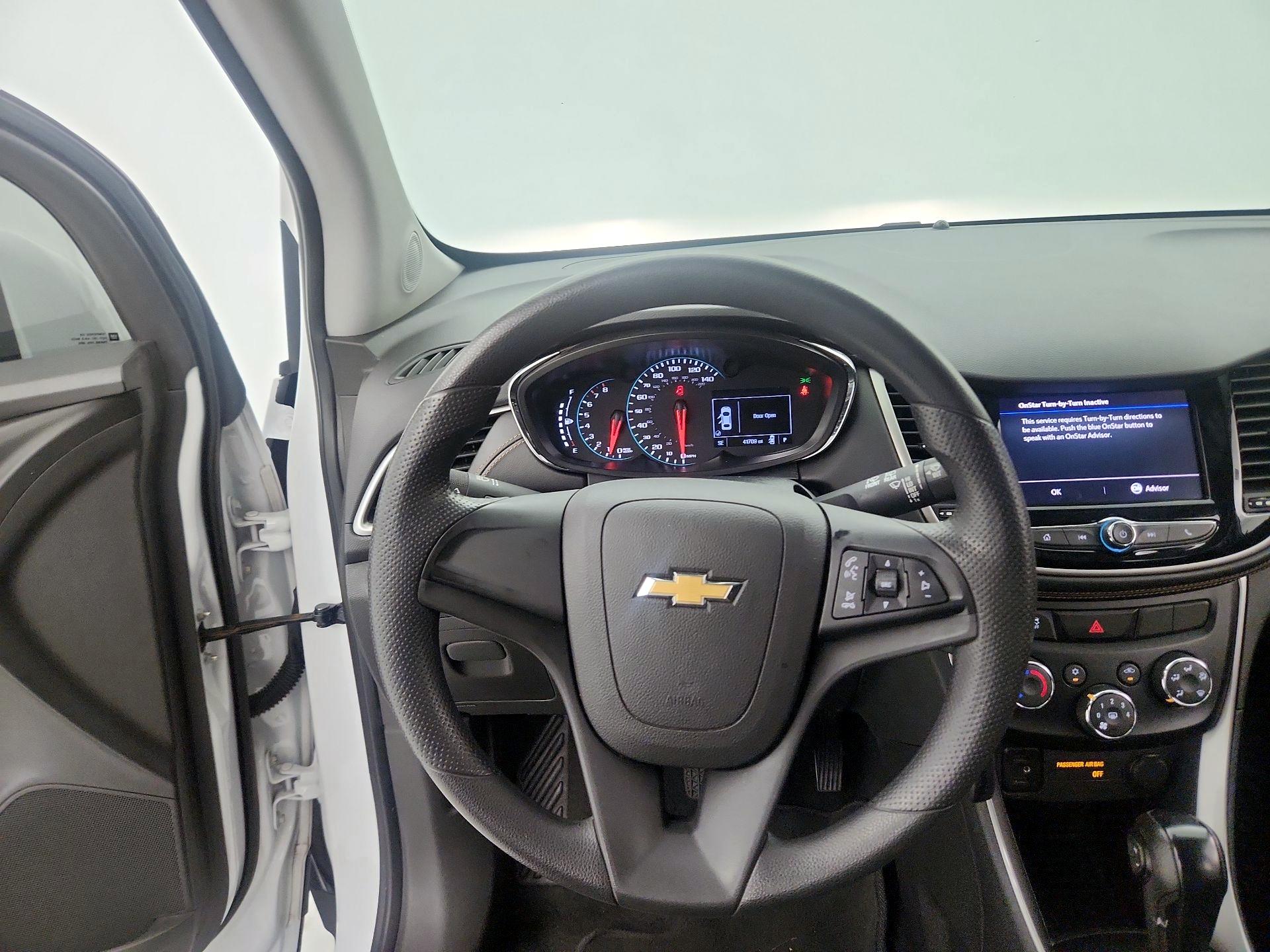 Thumbnail: 2020 Chevrolet Trax - 10