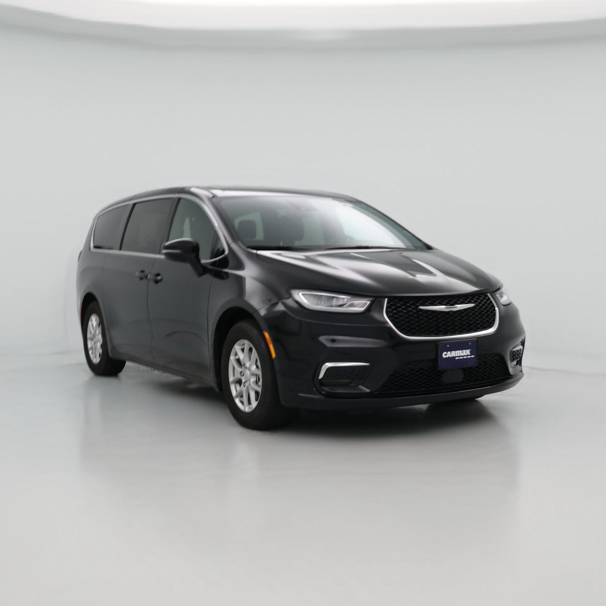 Thumbnail: 2025 Chrysler Pacifica - 1