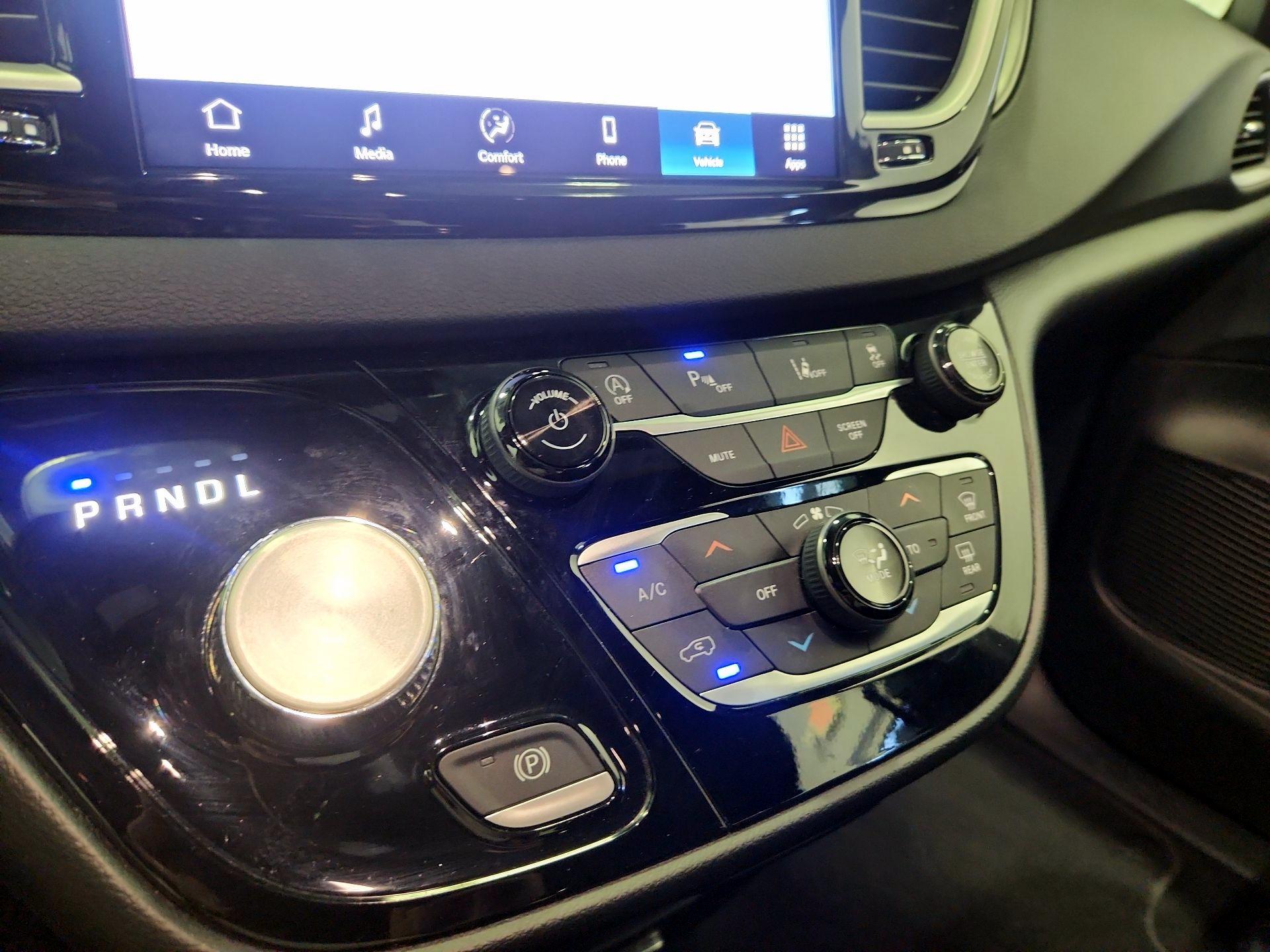 Thumbnail: 2025 Chrysler Pacifica - 16
