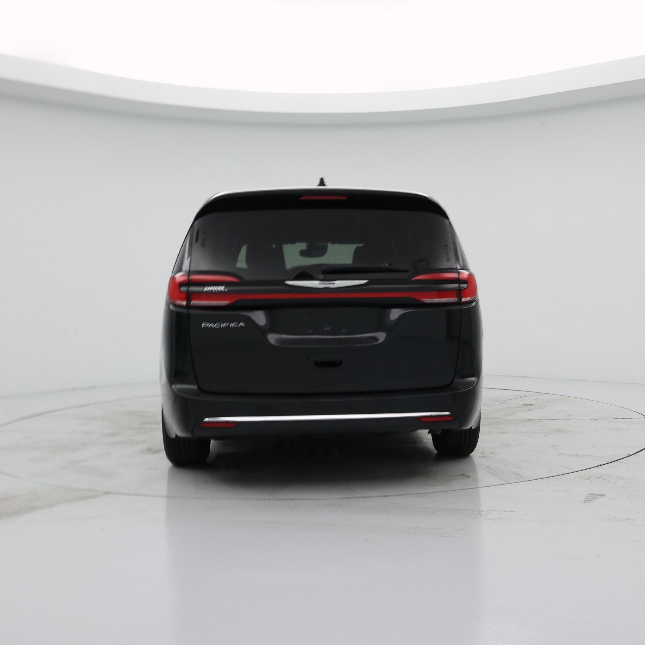 Thumbnail: 2025 Chrysler Pacifica - 6