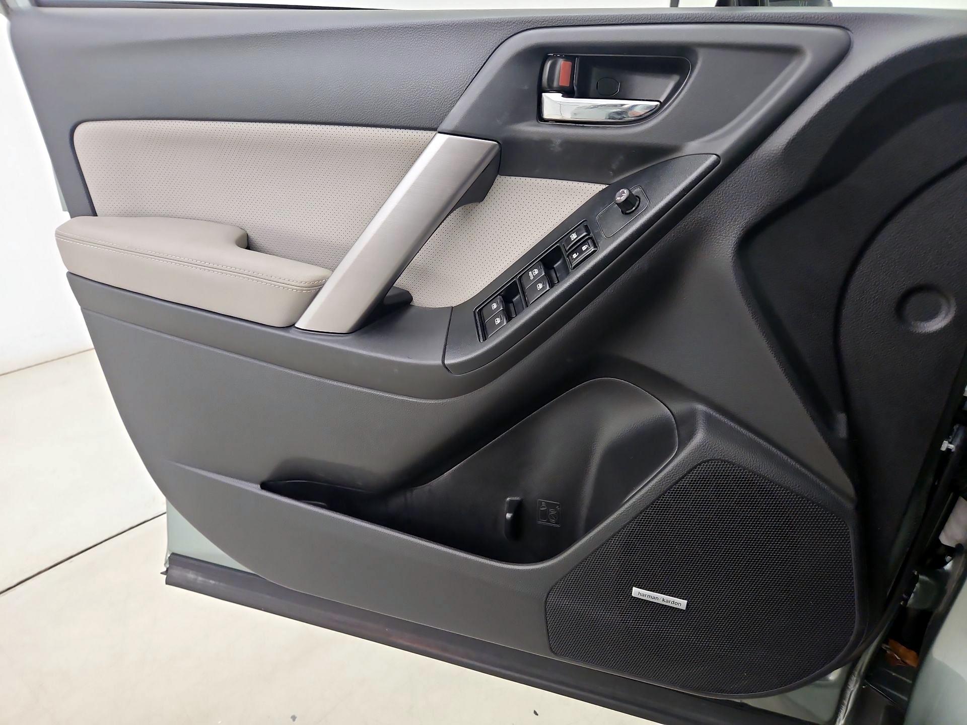 Thumbnail: 2015 Subaru Forester - 12