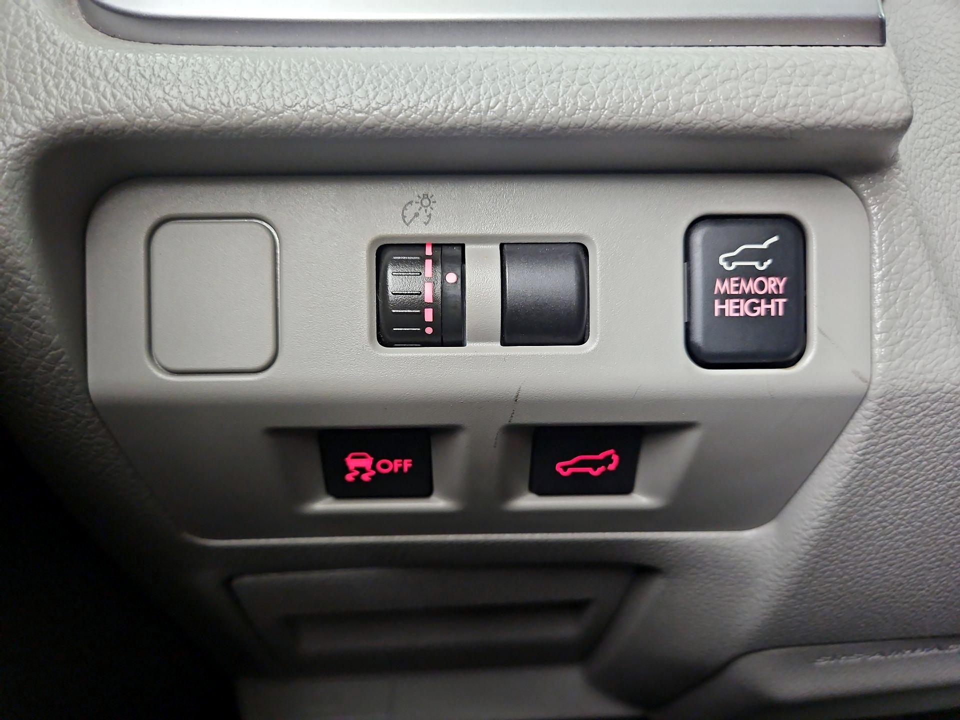 Thumbnail: 2015 Subaru Forester - 13