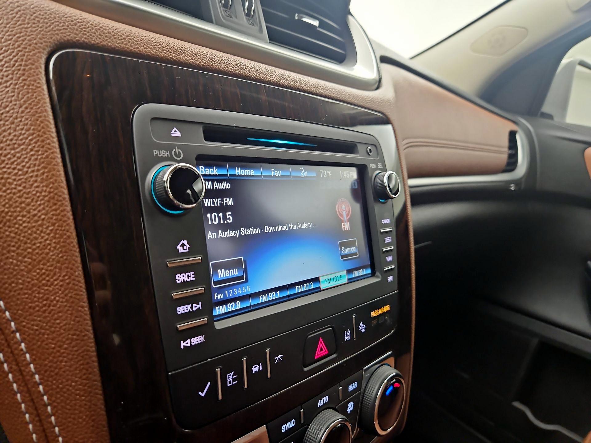 Thumbnail: 2017 Chevrolet Traverse - 15