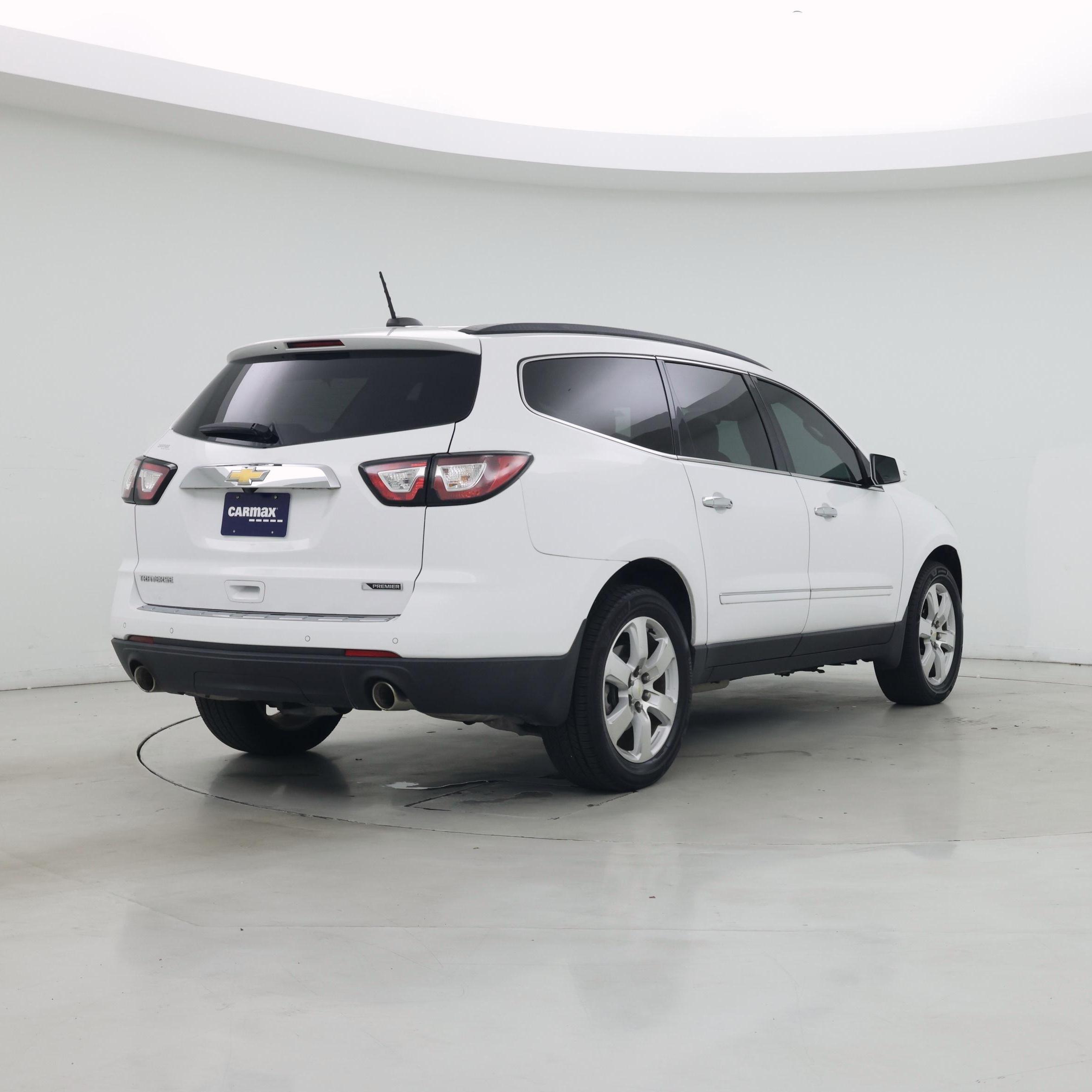 Thumbnail: 2017 Chevrolet Traverse - 8